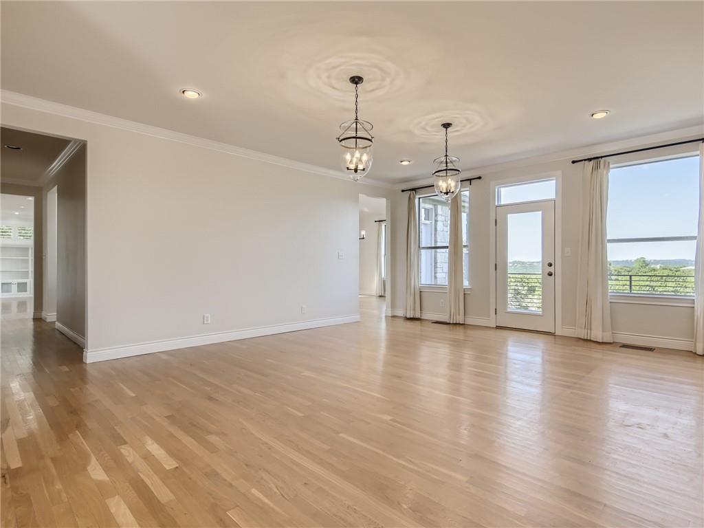 267 S Commons Ford Rd, Austin, TX 78733