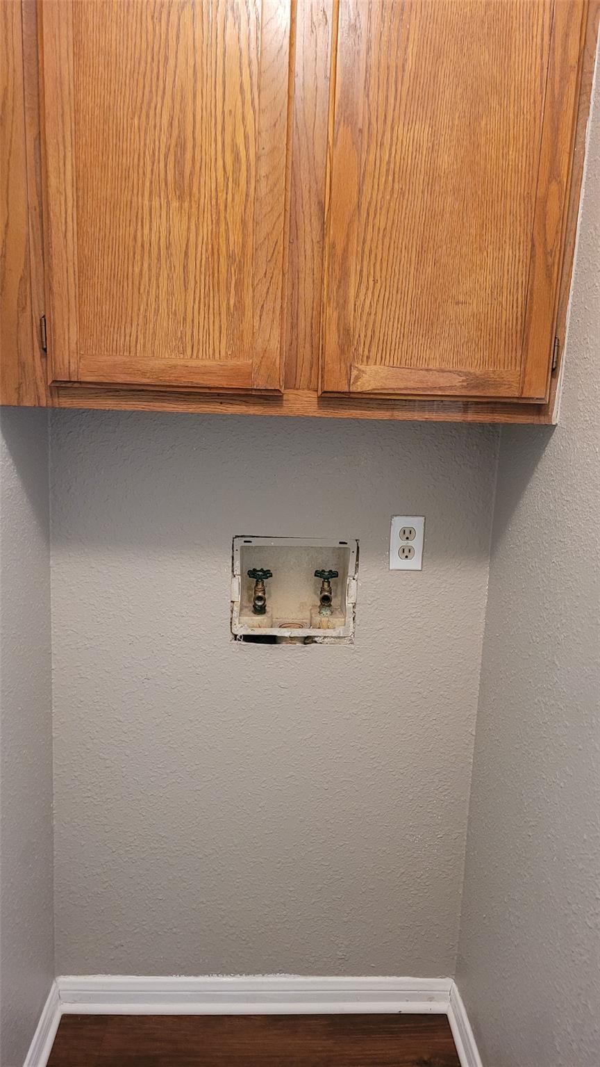 8804 Schick Rd # C, Austin, TX 78729