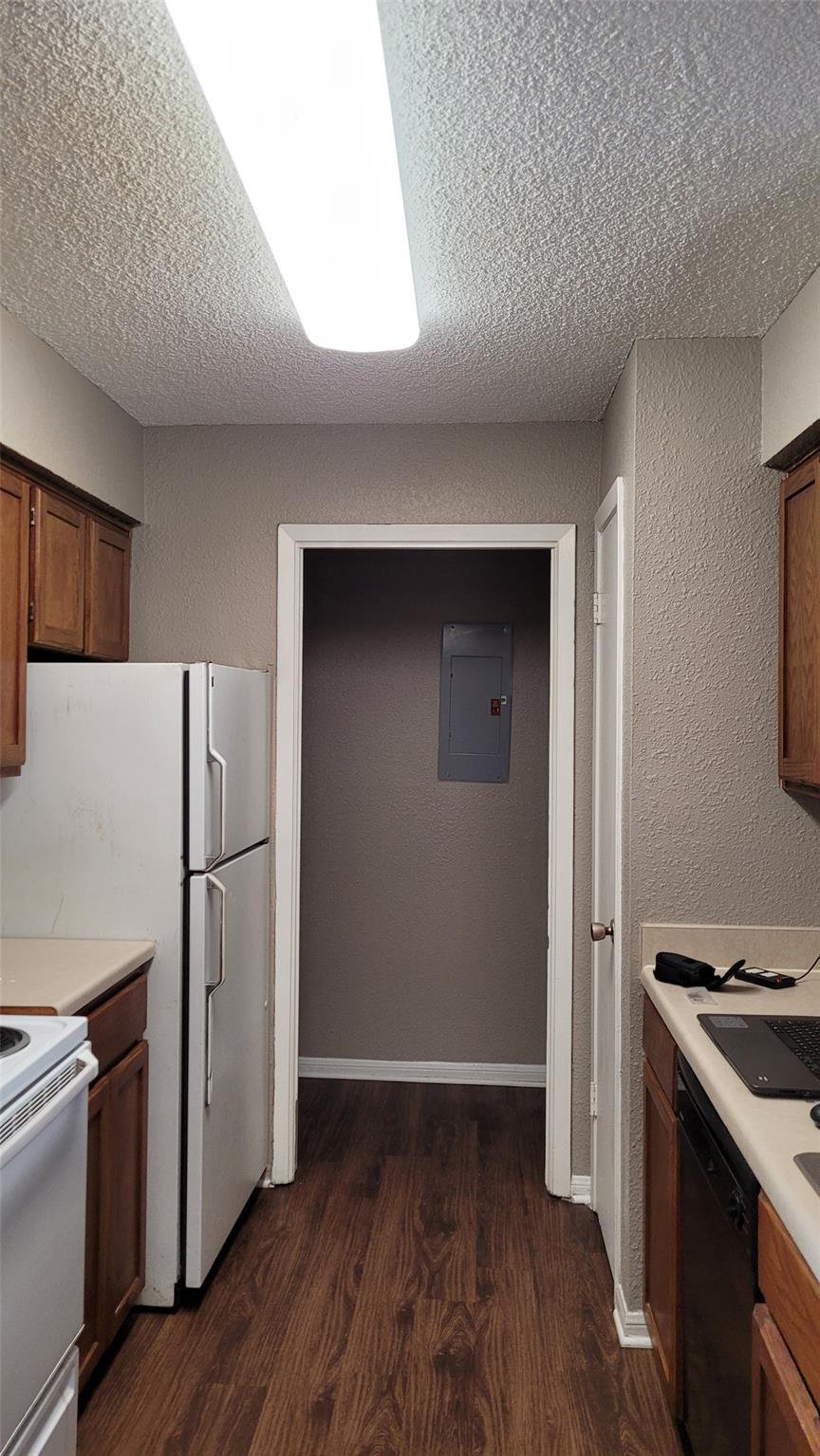 8804 Schick Rd # C, Austin, TX 78729