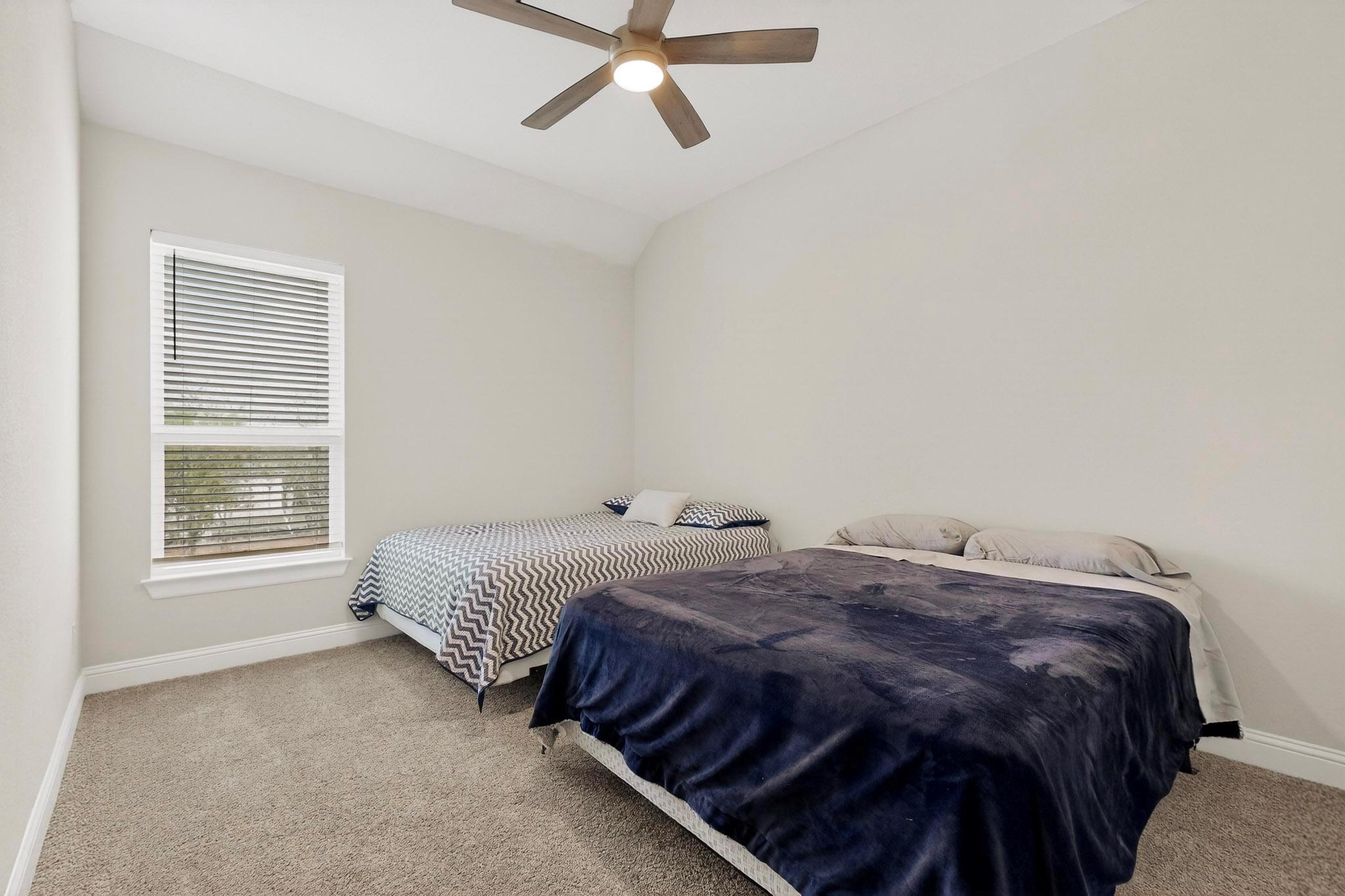 173 Double Eagle Ranch Dr, Cedar Creek, TX 78612