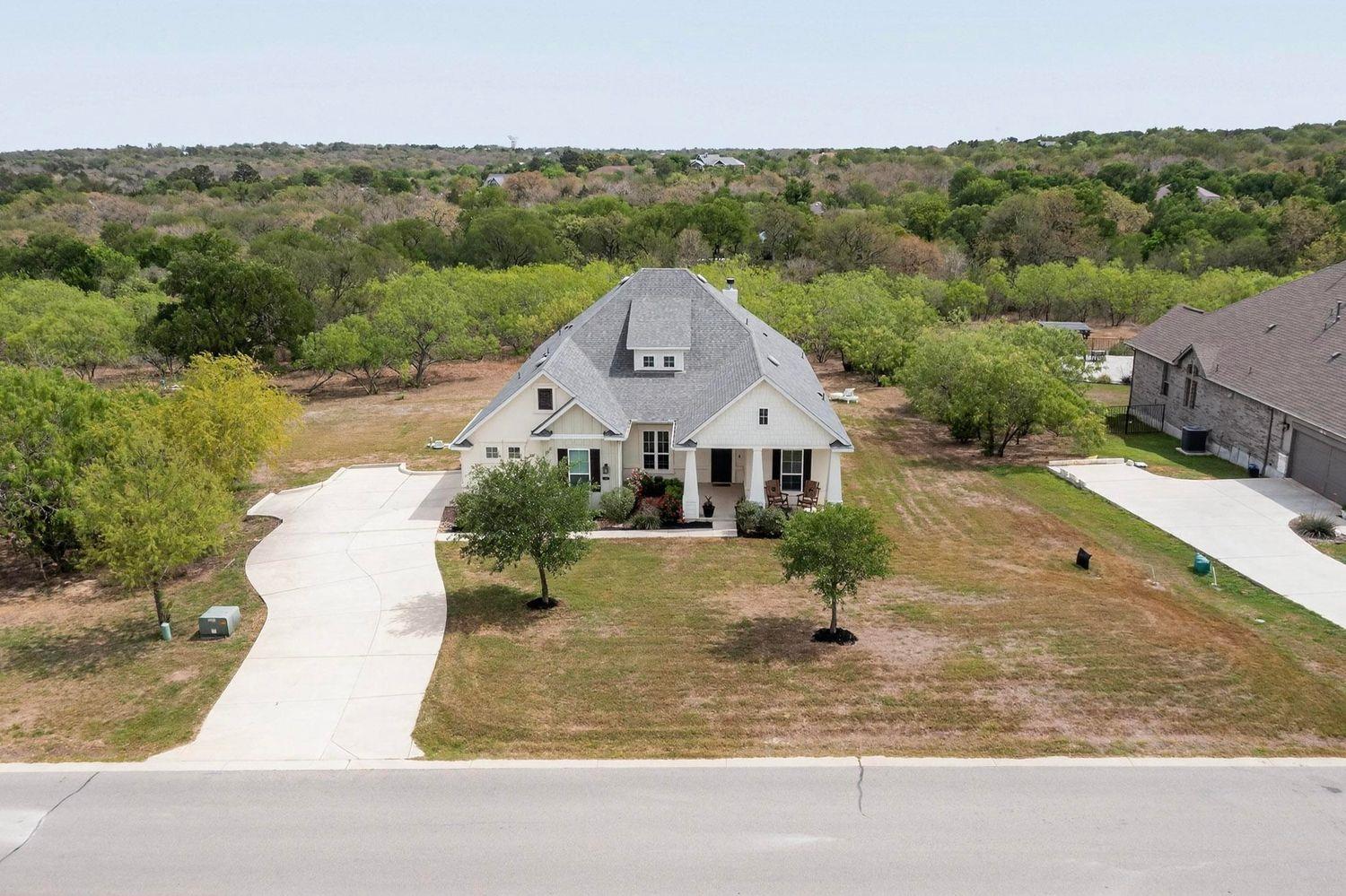173 Double Eagle Ranch Dr, Cedar Creek, TX 78612