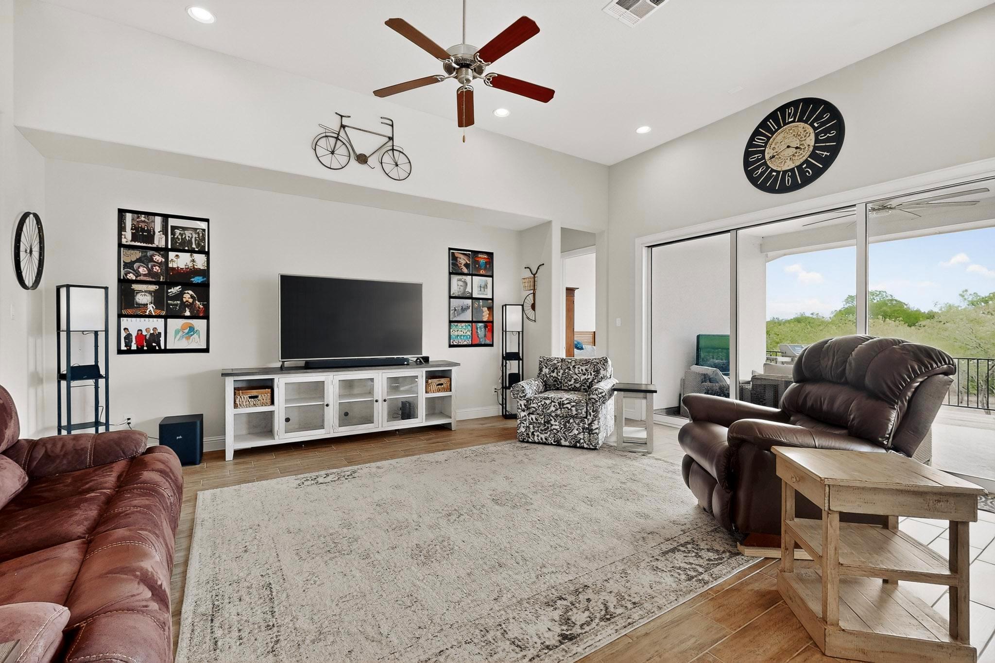 173 Double Eagle Ranch Dr, Cedar Creek, TX 78612