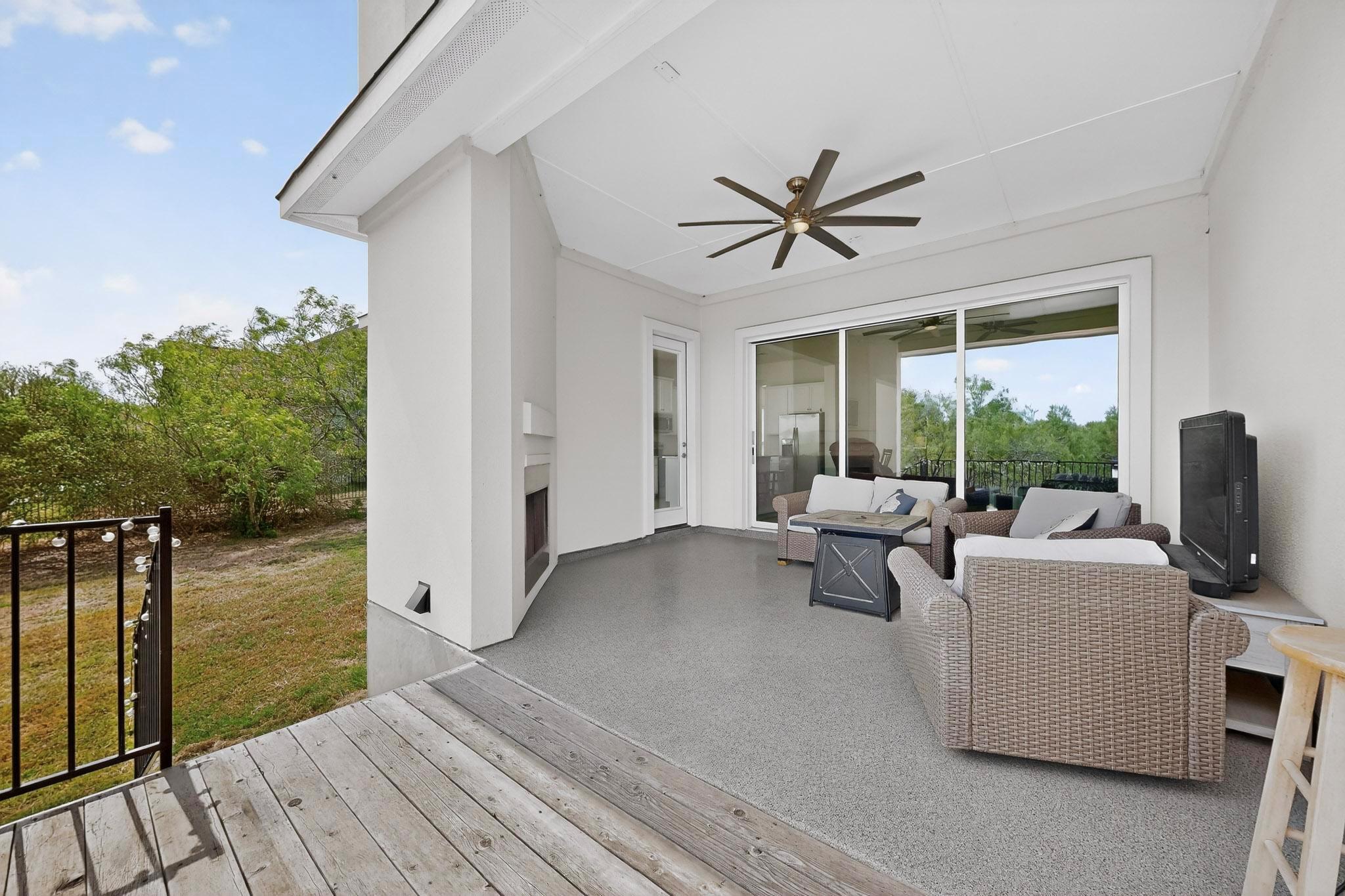 173 Double Eagle Ranch Dr, Cedar Creek, TX 78612