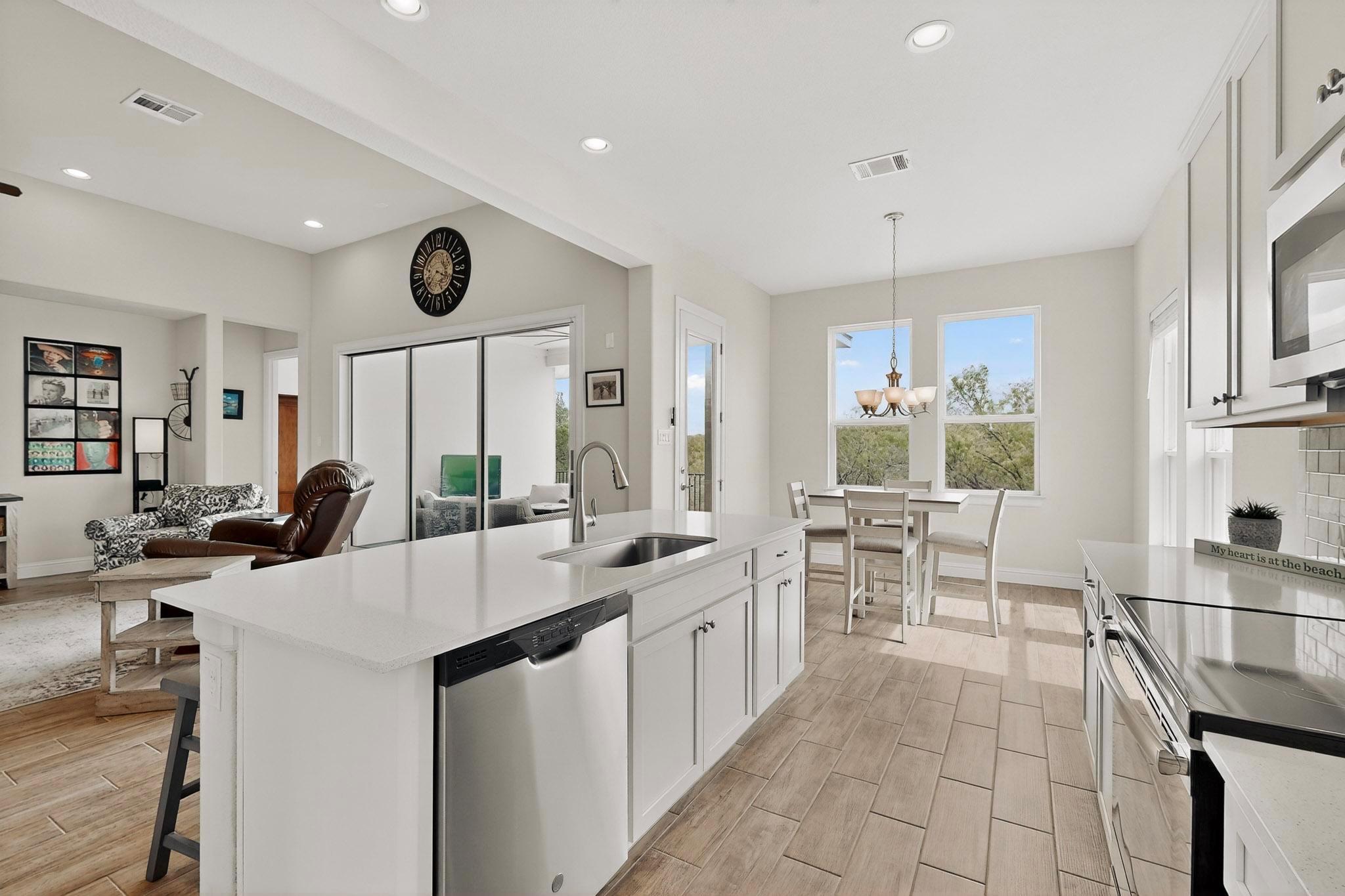 173 Double Eagle Ranch Dr, Cedar Creek, TX 78612