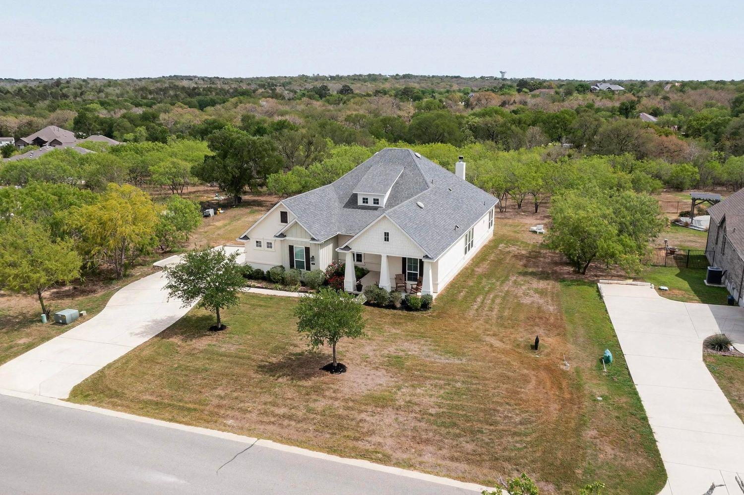 173 Double Eagle Ranch Dr, Cedar Creek, TX 78612