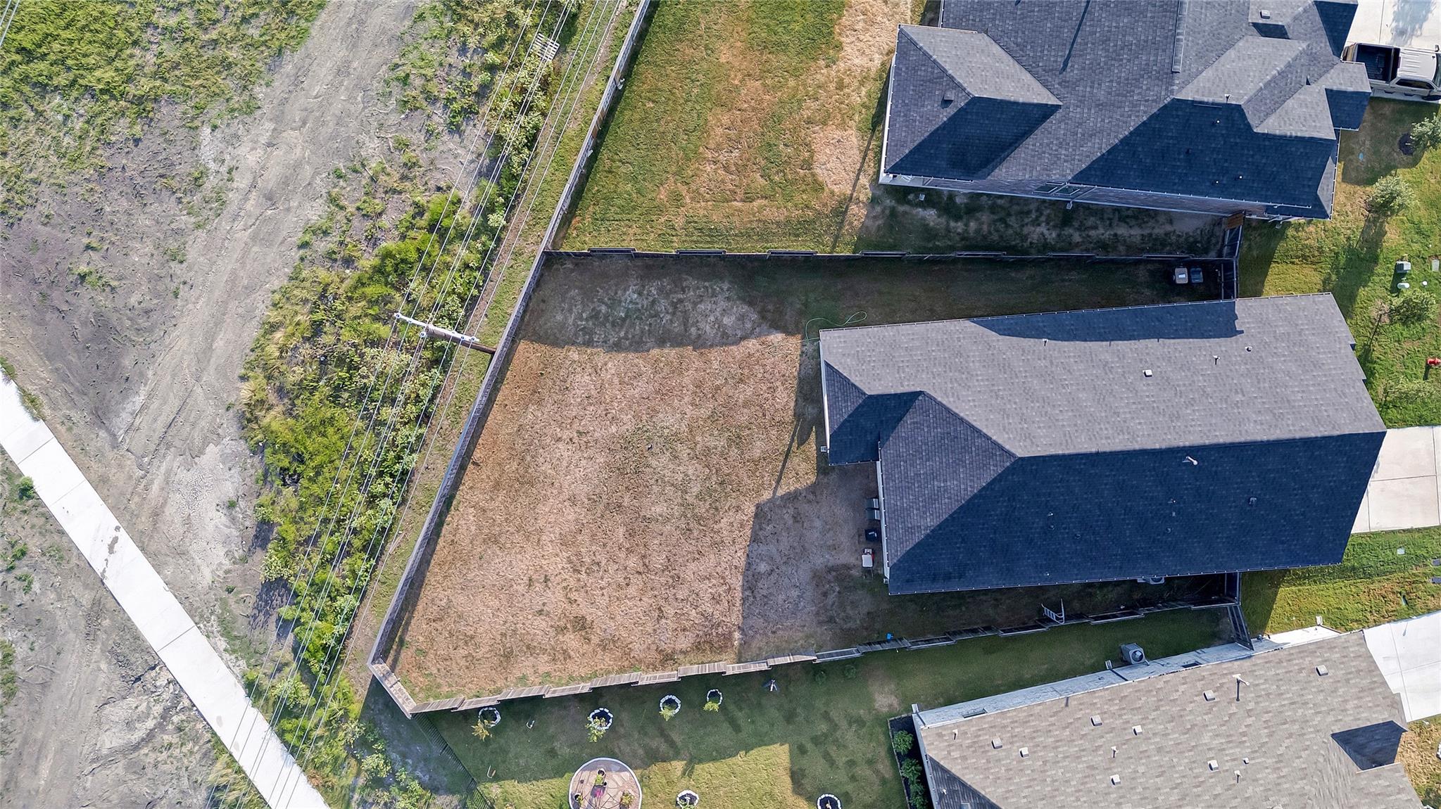 574 Sugar Cane Rd, Buda, TX 78610