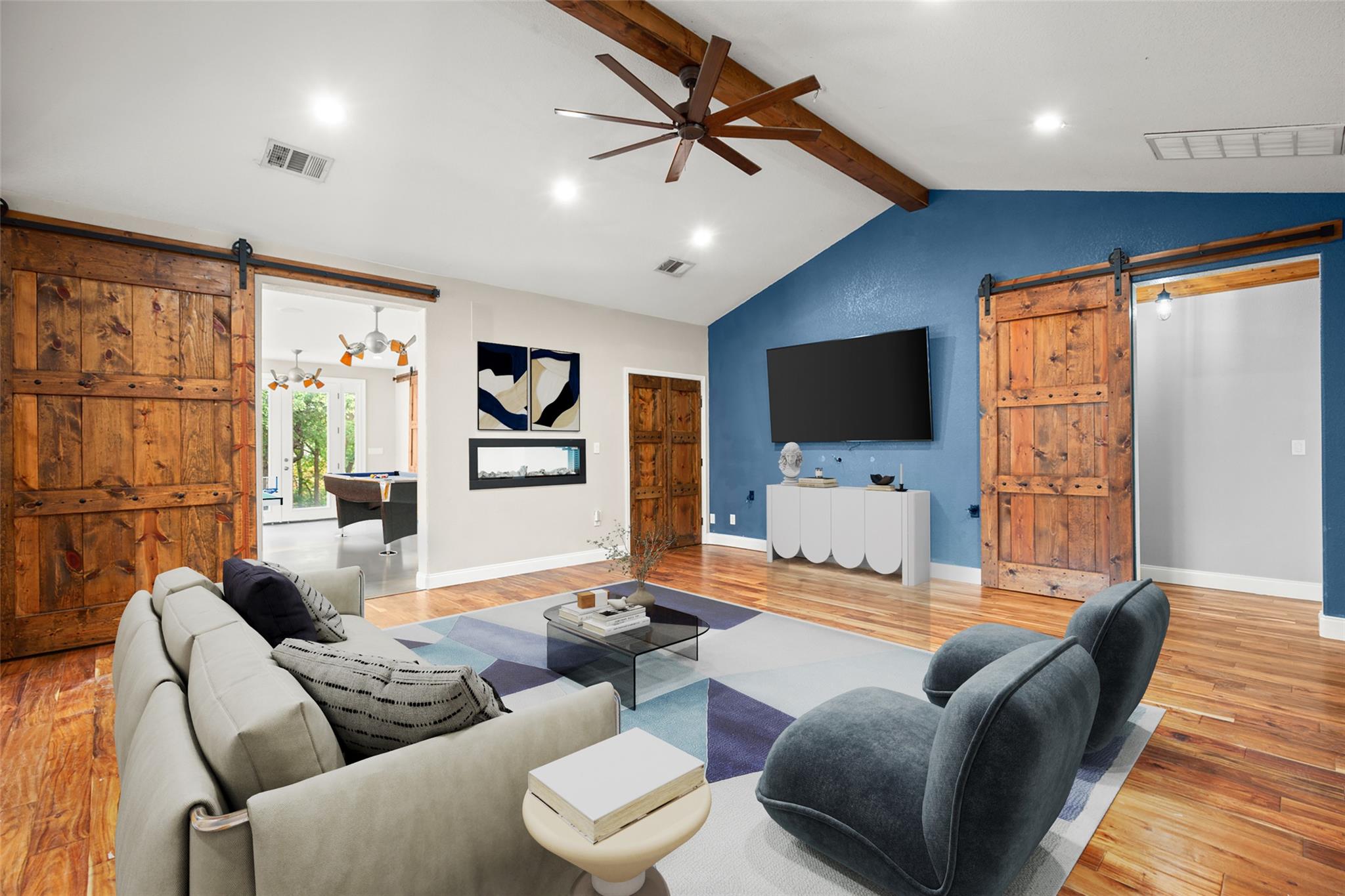 10204 Oak Grove Cir, Austin, TX 78736