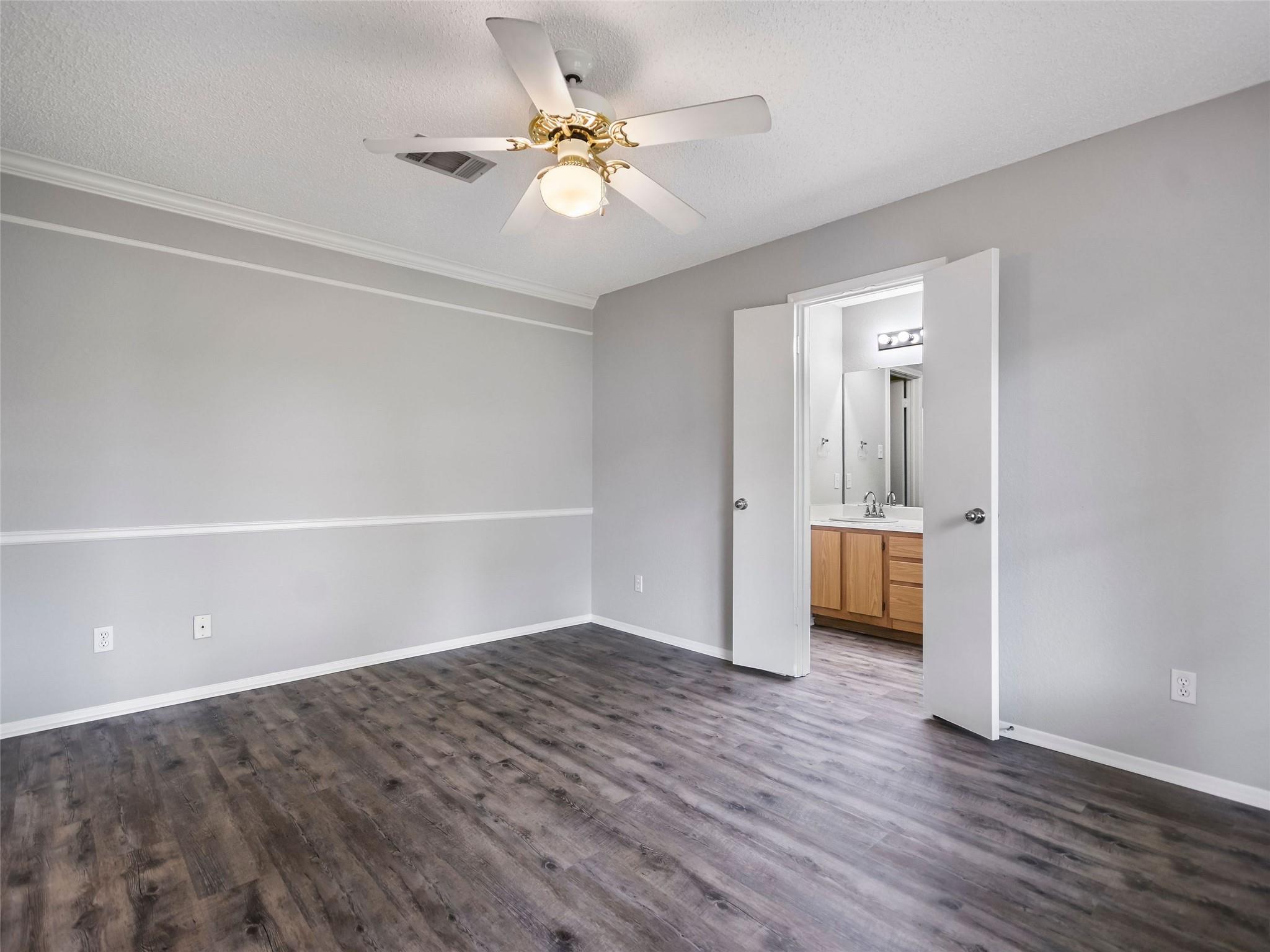 1411 Hollow Tree Blvd, Round Rock, TX 78681