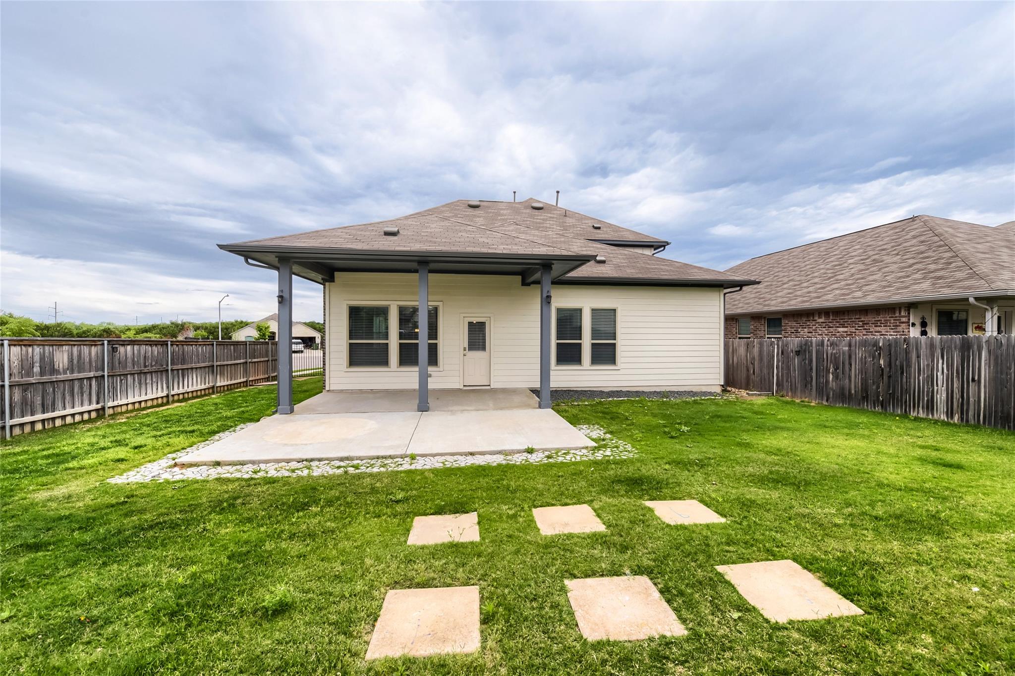 421 La Joya Pass, Leander, TX 78641
