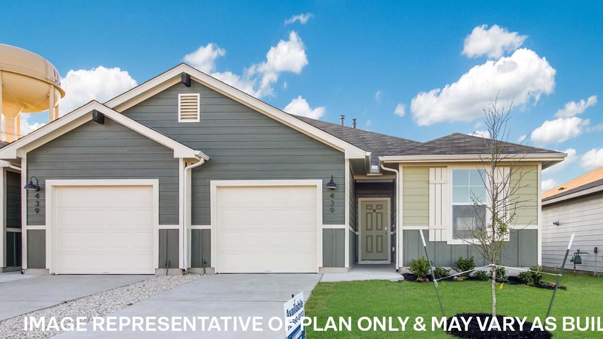 207B HARRISON Xing, Uhland, TX 78640