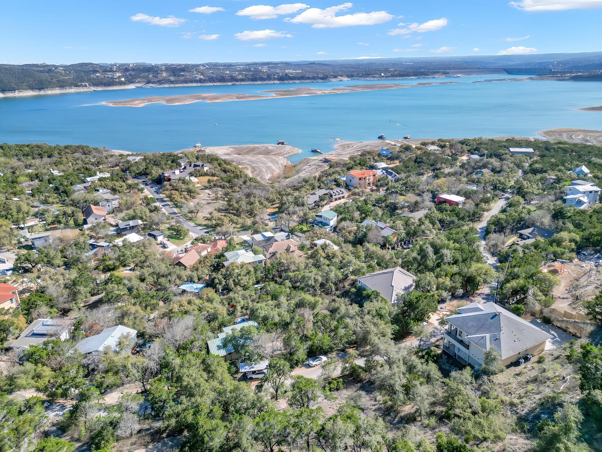 14006 Skyline Dr, Austin, TX 78732