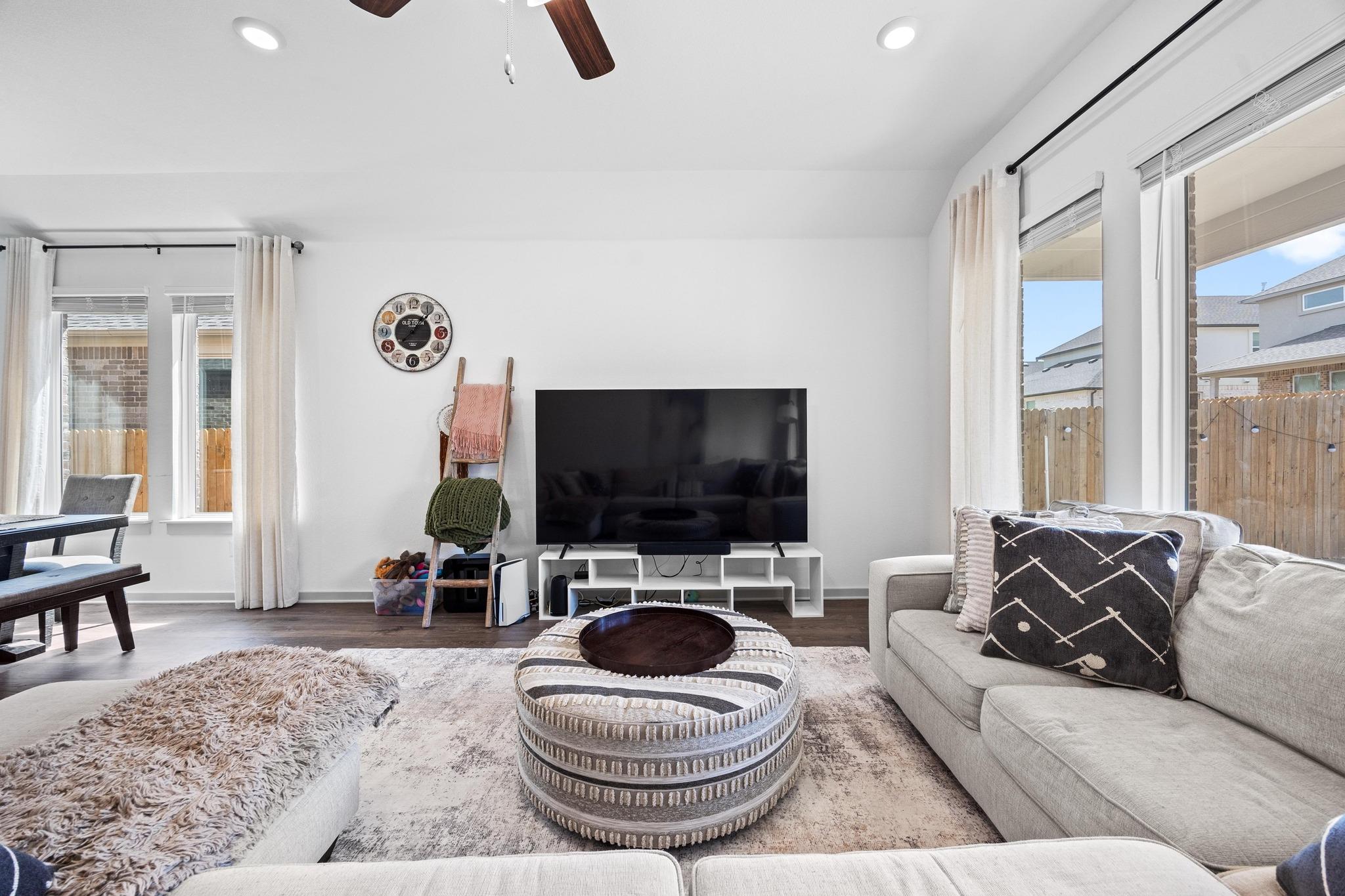 329 Black Sheep Cv, Leander, TX 78641