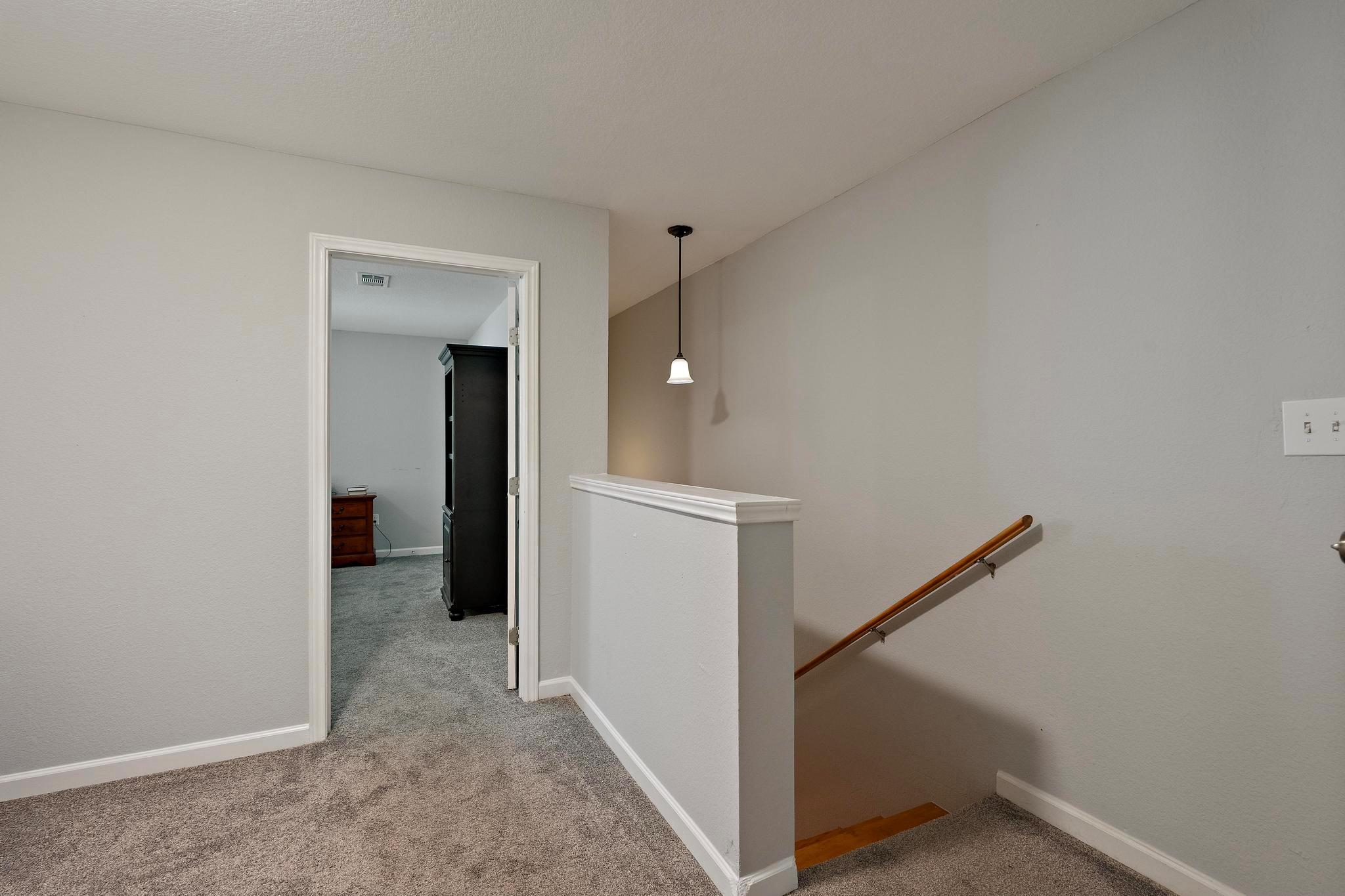 119 N Kanaio Dr, Bastrop, TX 78602