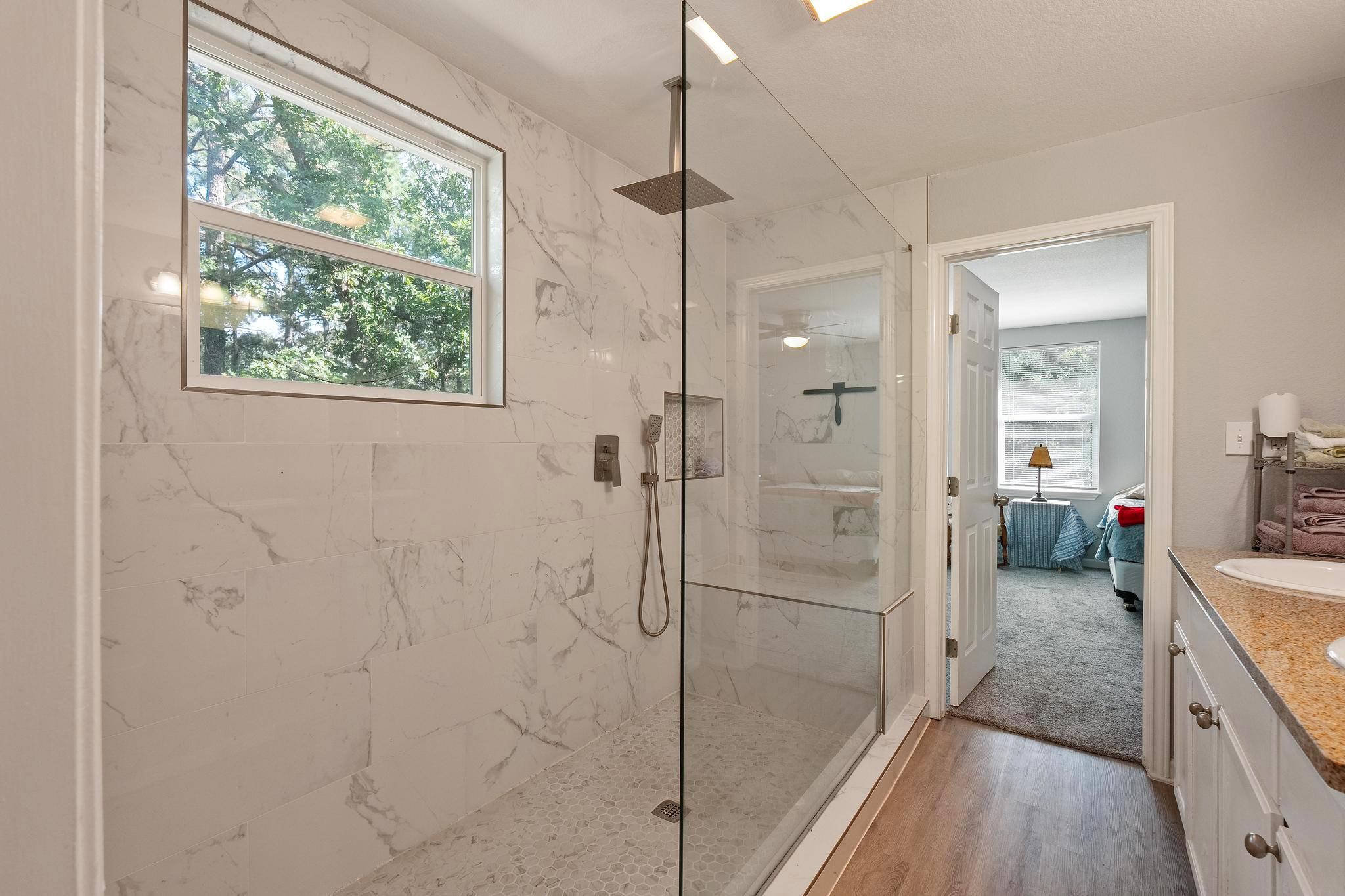 119 N Kanaio Dr, Bastrop, TX 78602