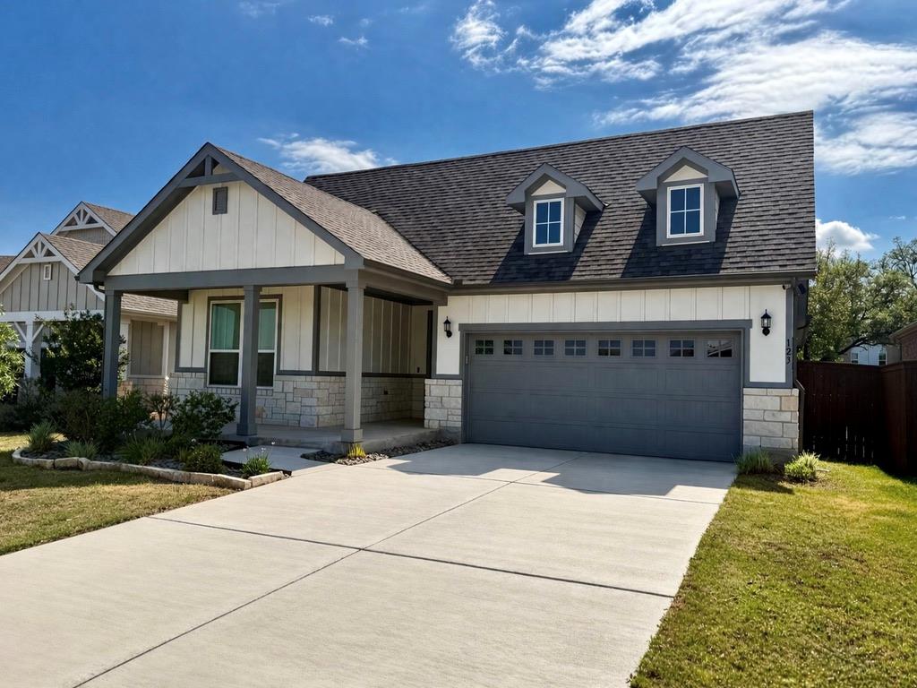 125 Slenderleaf Dr, Marble Falls, TX 78654