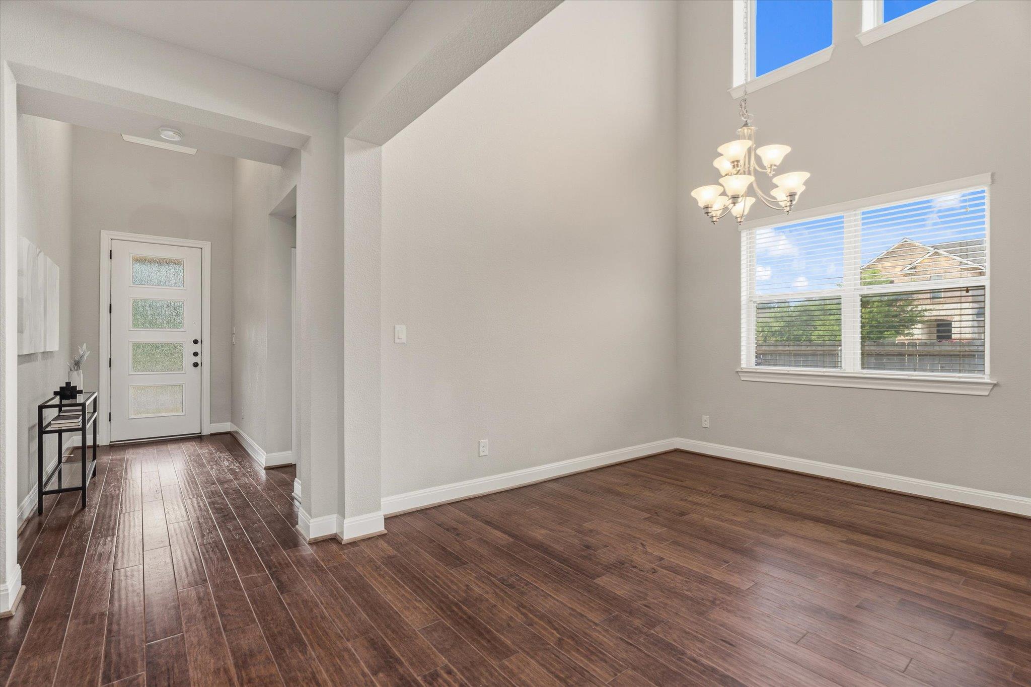 2300 Centennial Loop, Round Rock, TX 78665