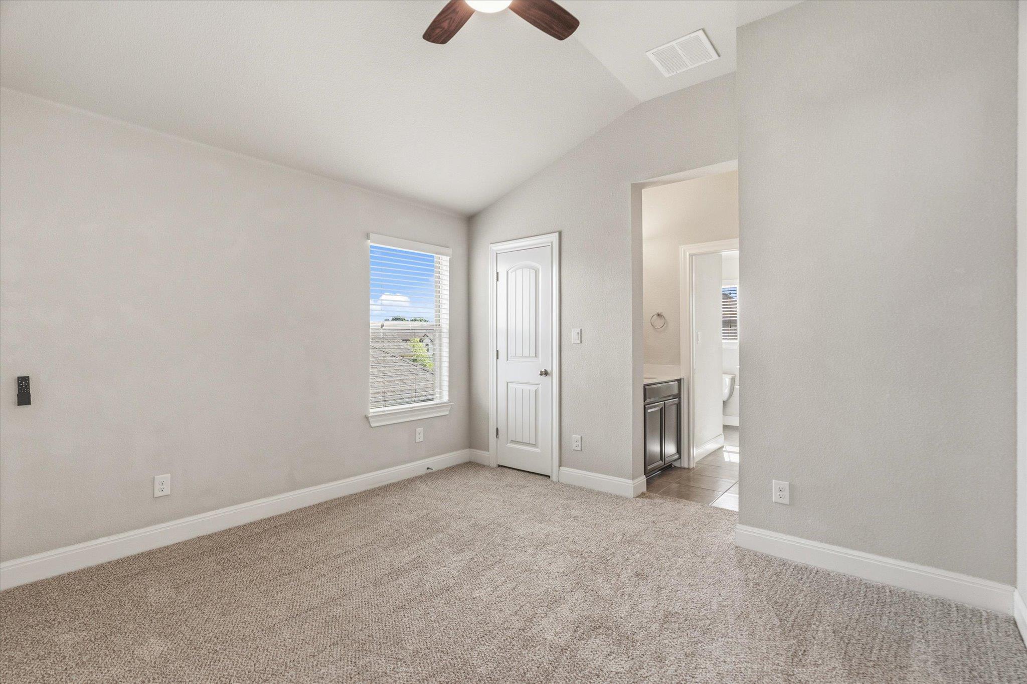 2300 Centennial Loop, Round Rock, TX 78665