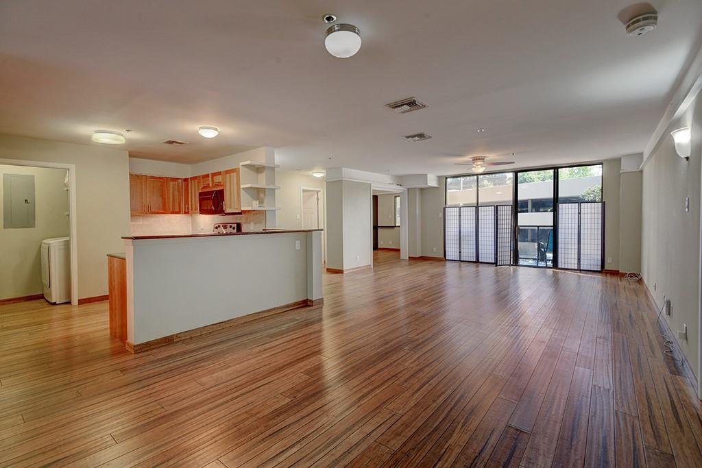 40 N Interstate 35 Expy # 2C2, Austin, TX 78701