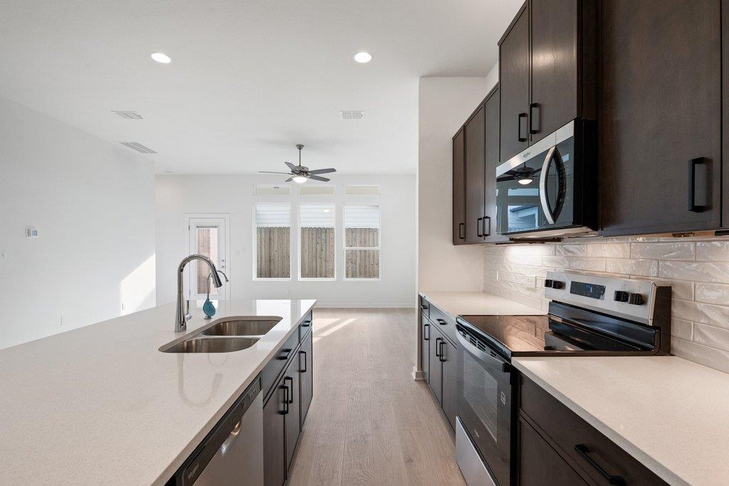 2205 Cento Walk, Round Rock, TX 78664