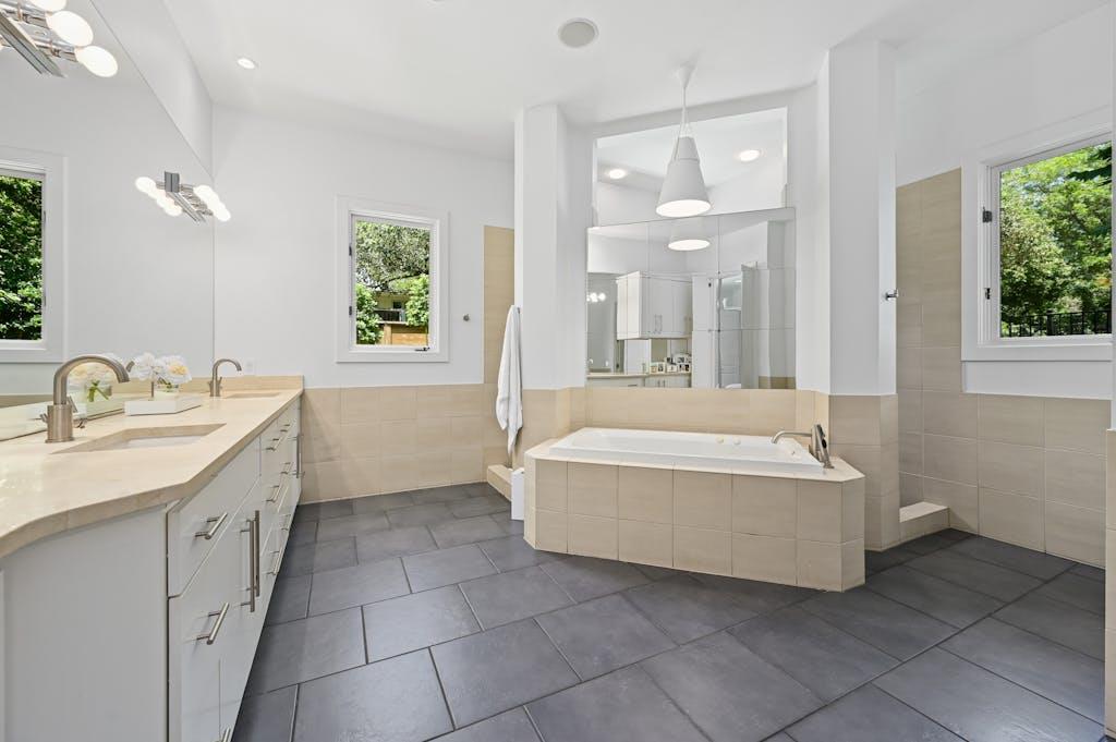 3712 Meredith St, Austin, TX 78703