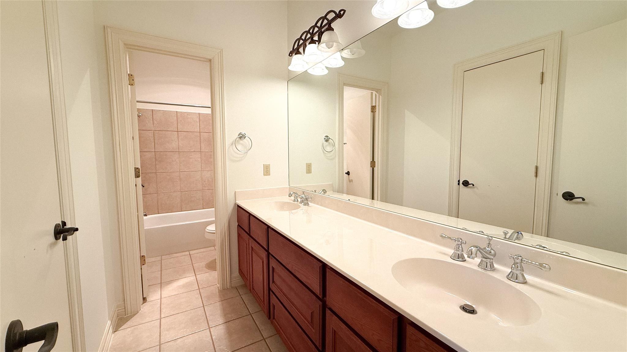 131 Joe Harper Ct, Dripping Springs, TX 78620