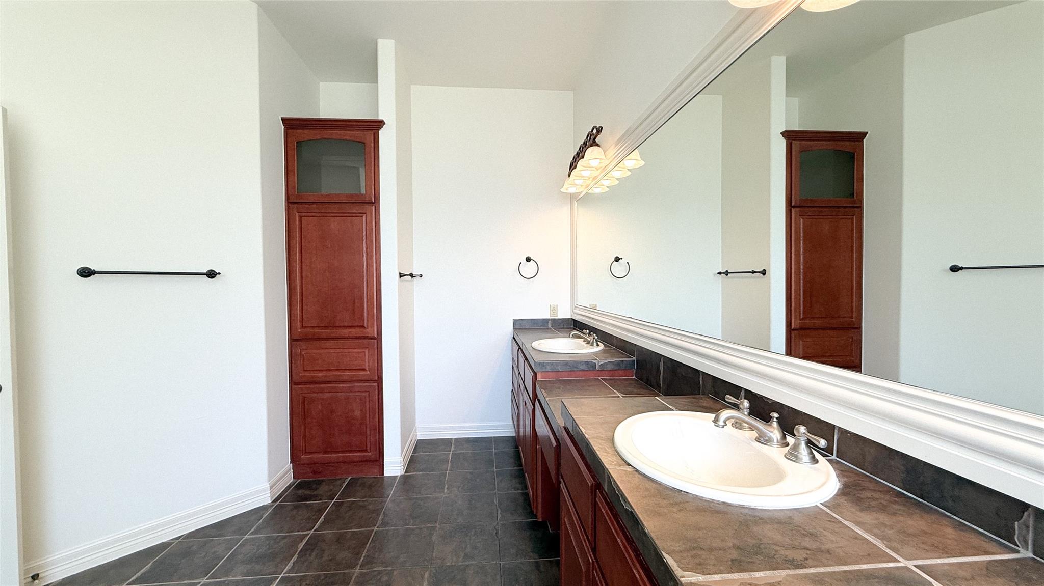 131 Joe Harper Ct, Dripping Springs, TX 78620