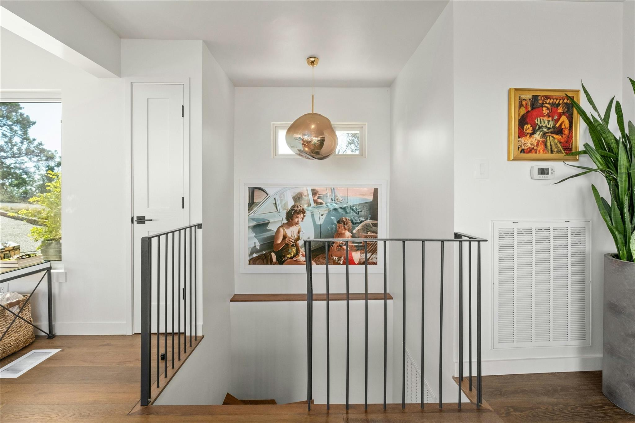 1000 Redbud Trl, West Lake Hills, TX 78746