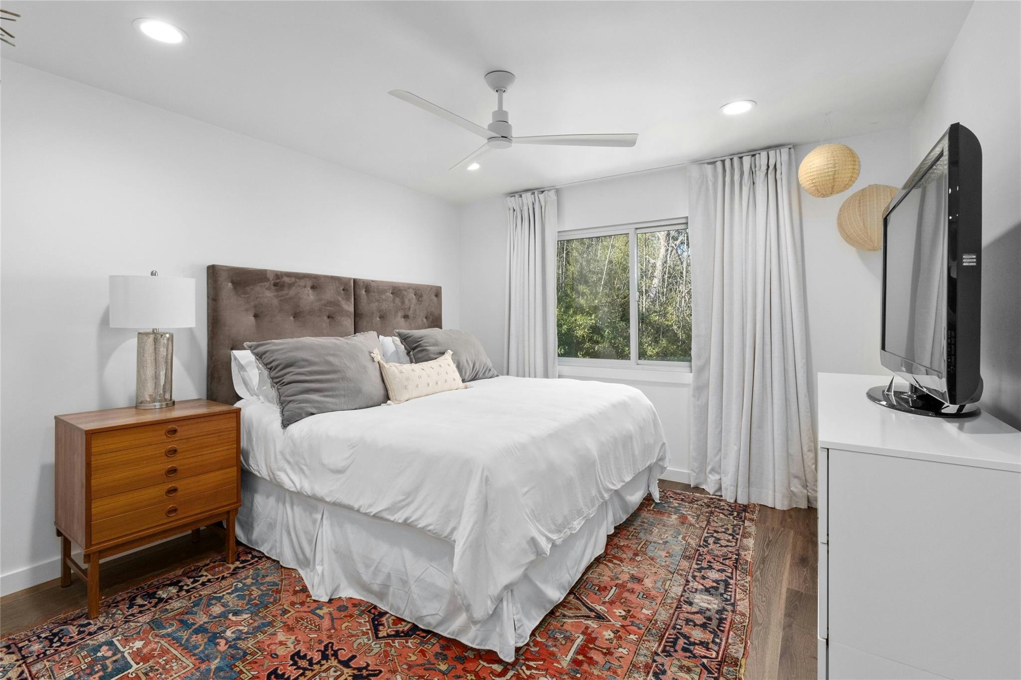 1000 Redbud Trl, West Lake Hills, TX 78746