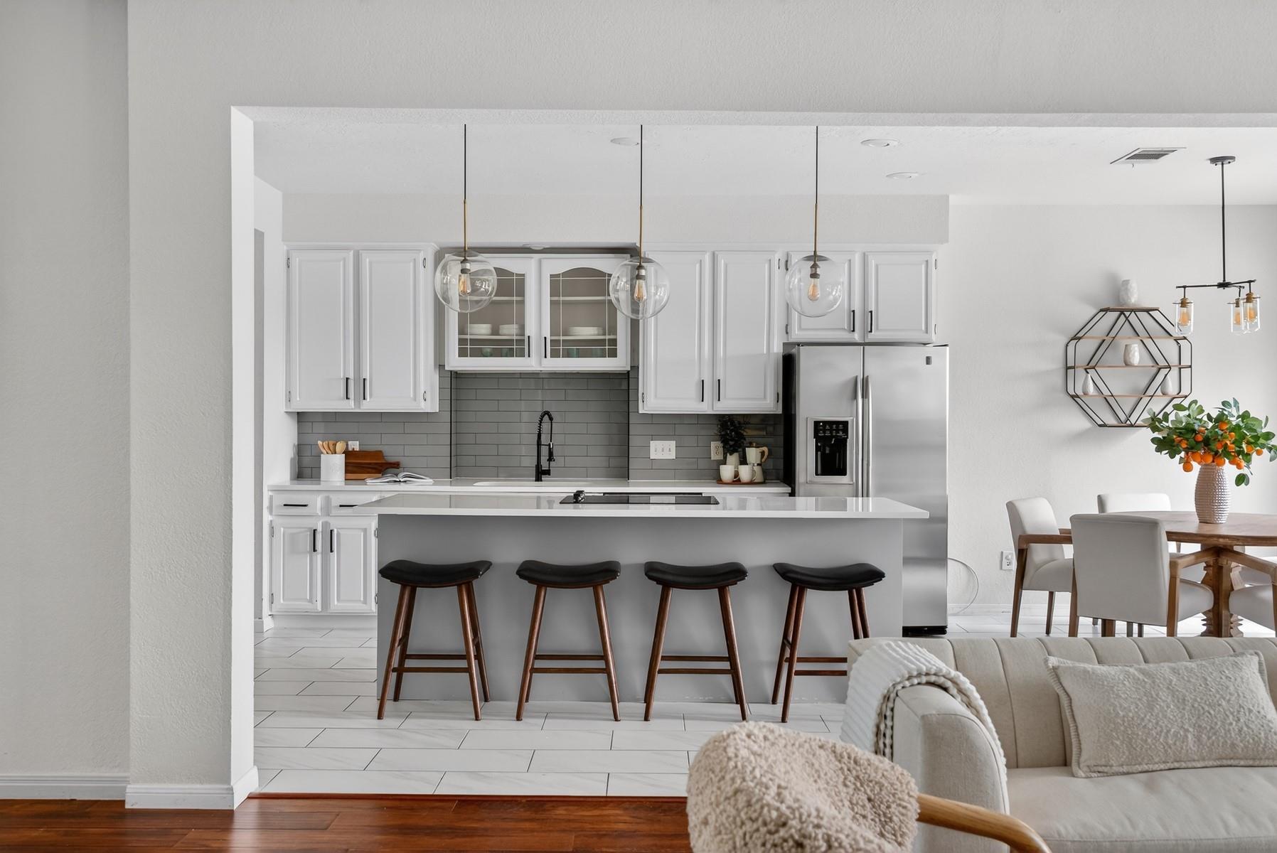 11422 Rustic Rock Dr, Austin, TX 78750