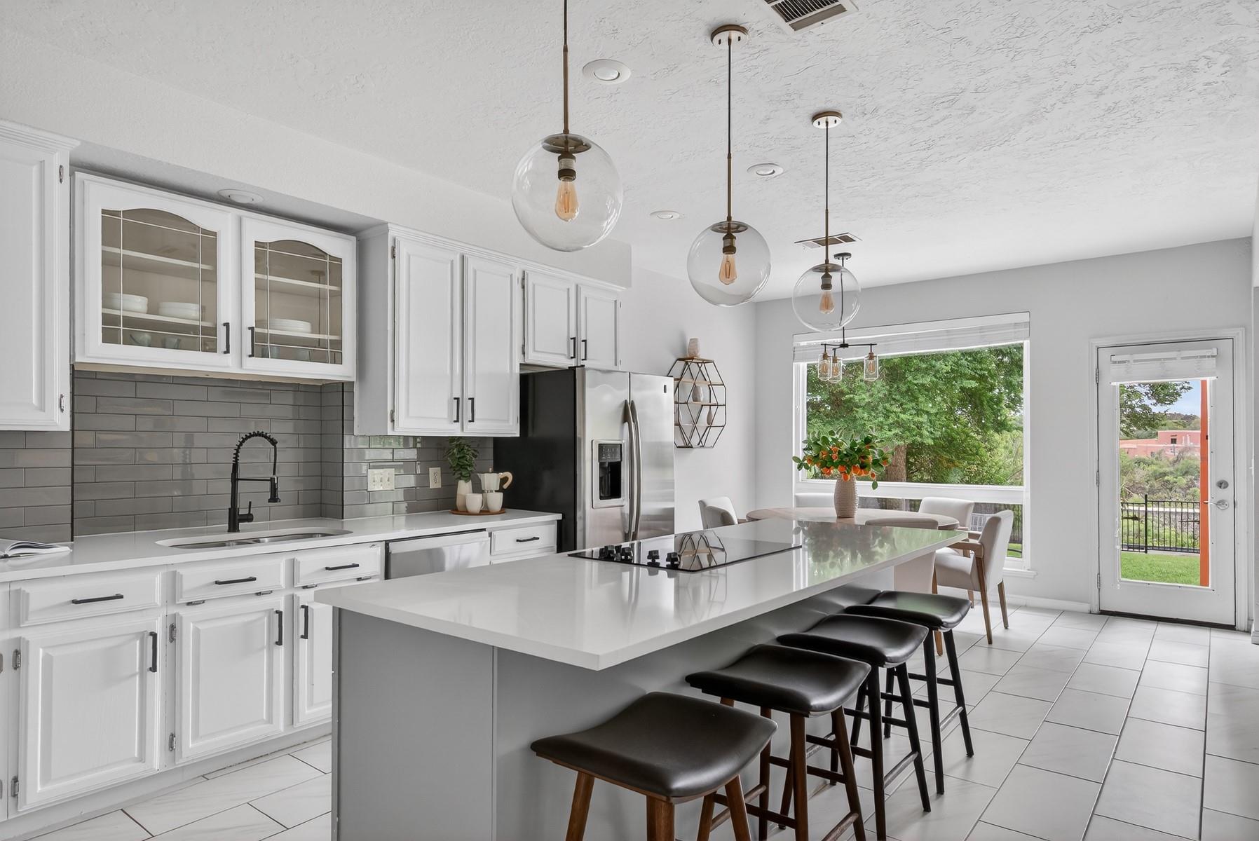 11422 Rustic Rock Dr, Austin, TX 78750