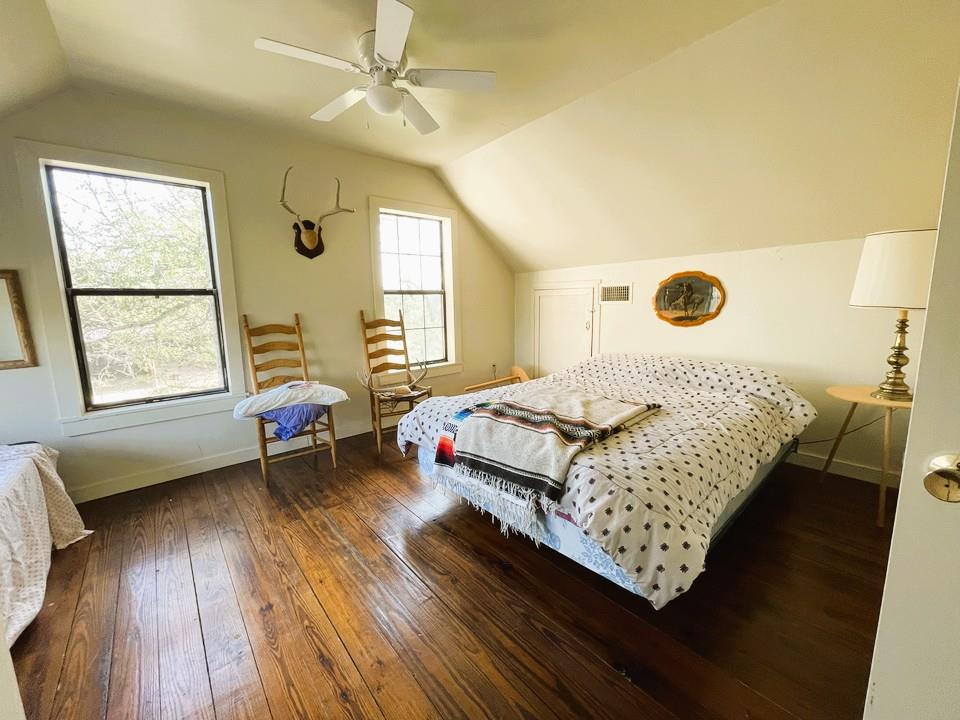 1400 Greer Lane, Burnet, TX 78611