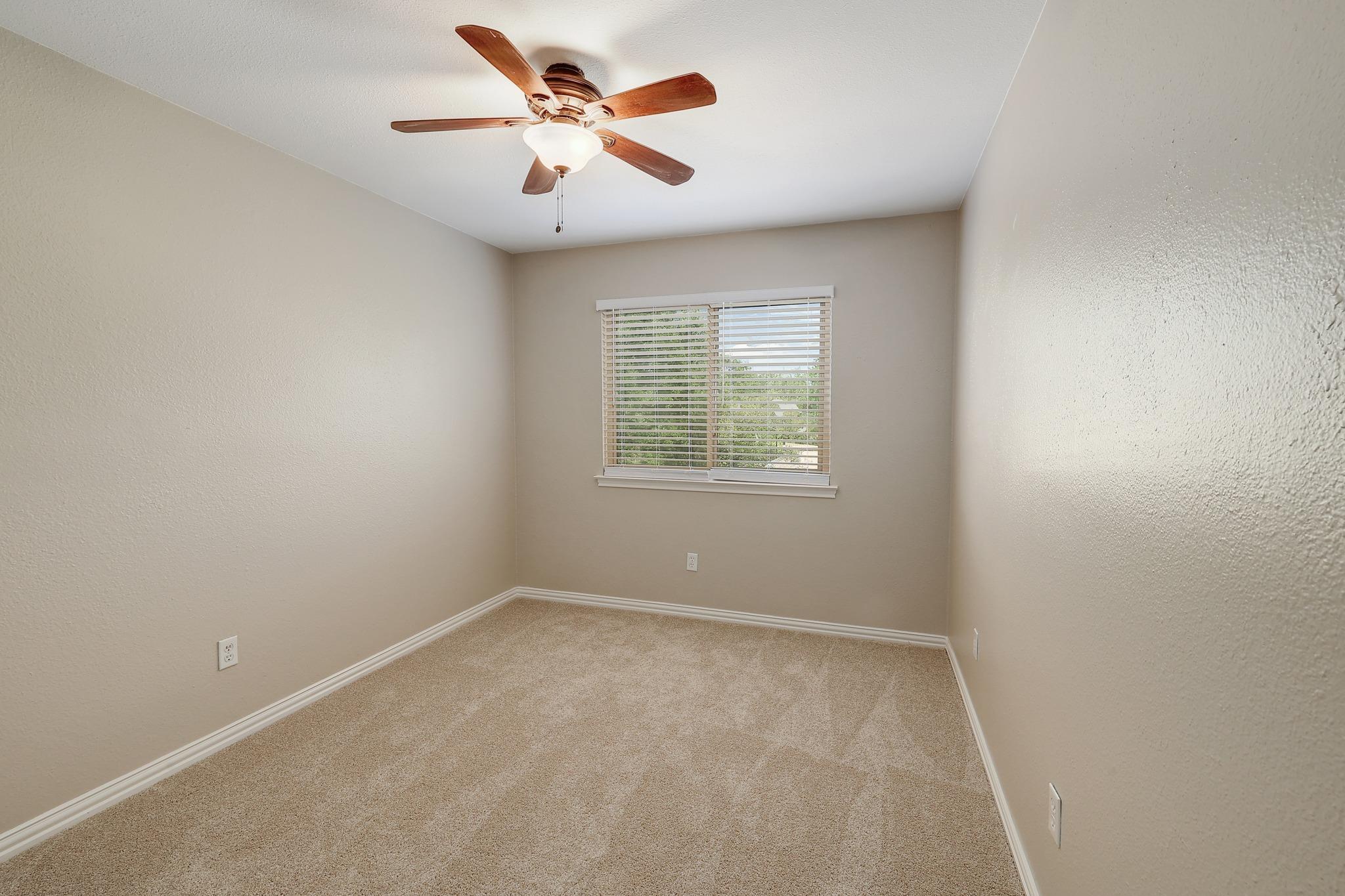 1206 Settlers Valley Dr, Pflugerville, TX 78660