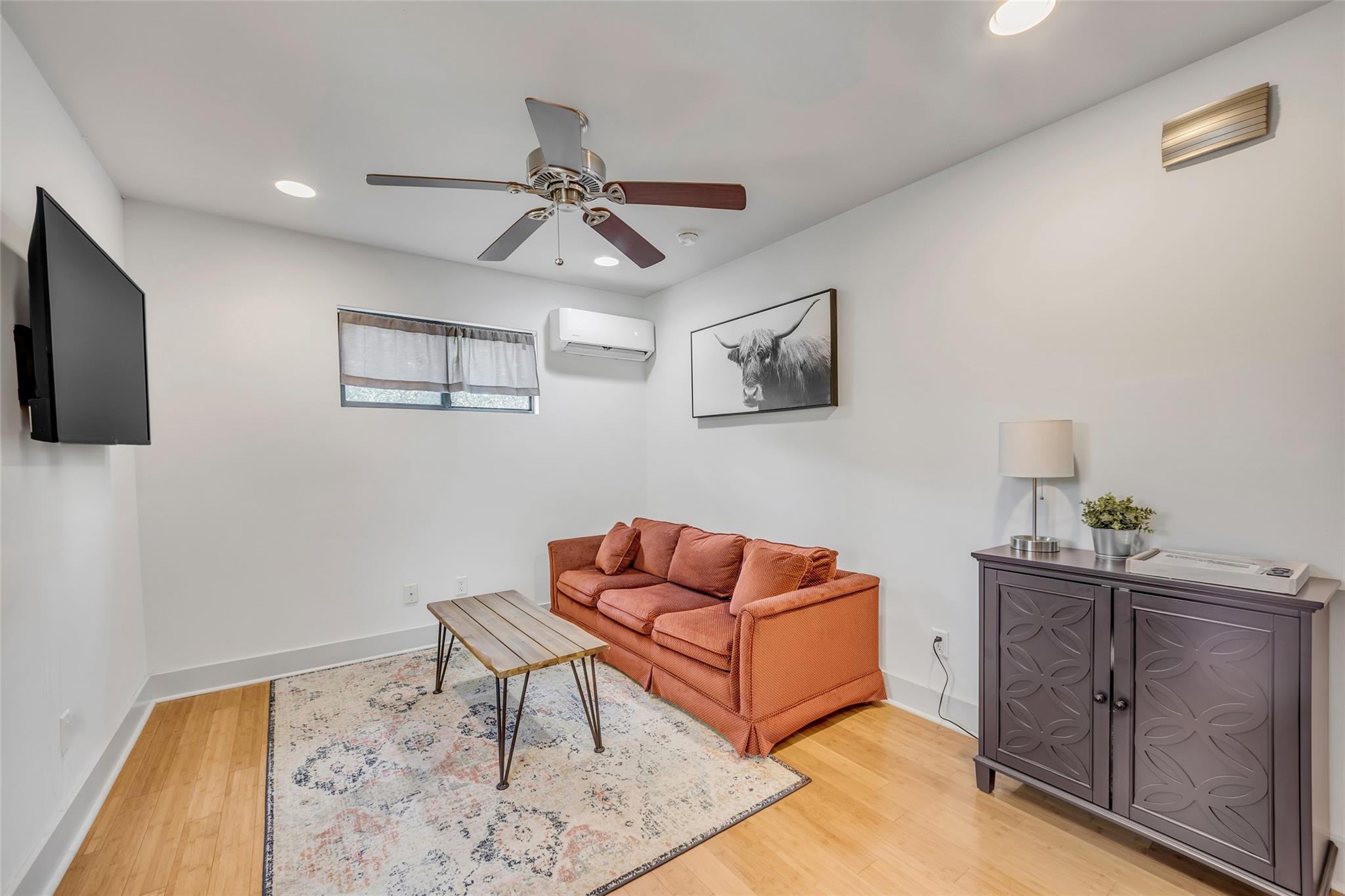 815 Columbus St, Austin, TX 78704