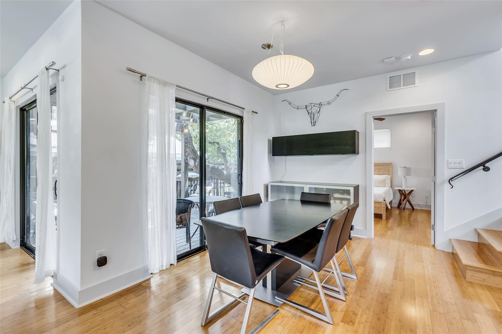 815 Columbus St, Austin, TX 78704