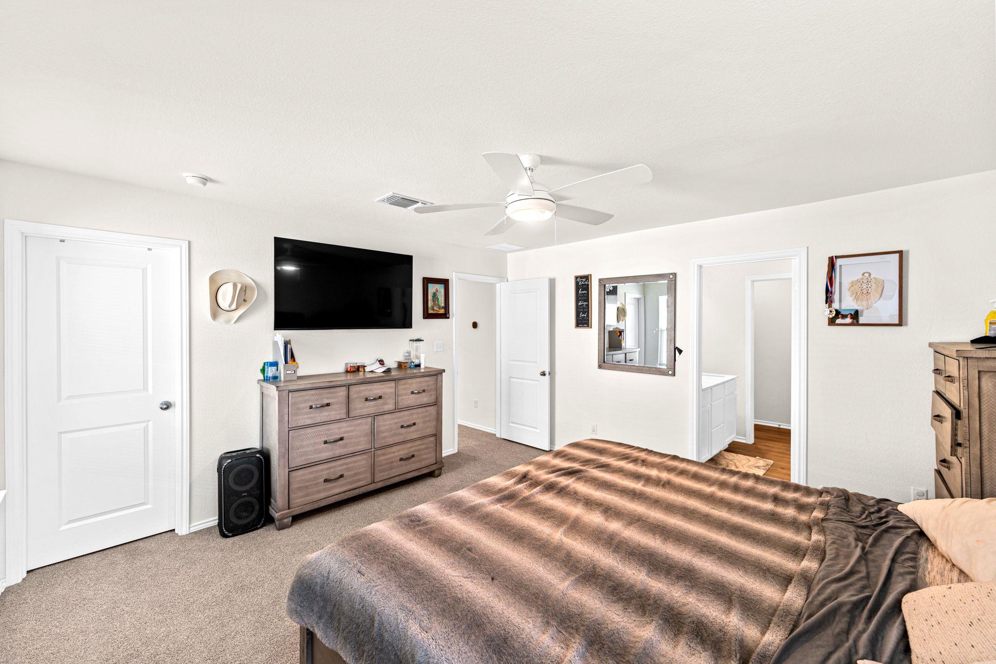 1029 Santiam St, Georgetown, TX 78626