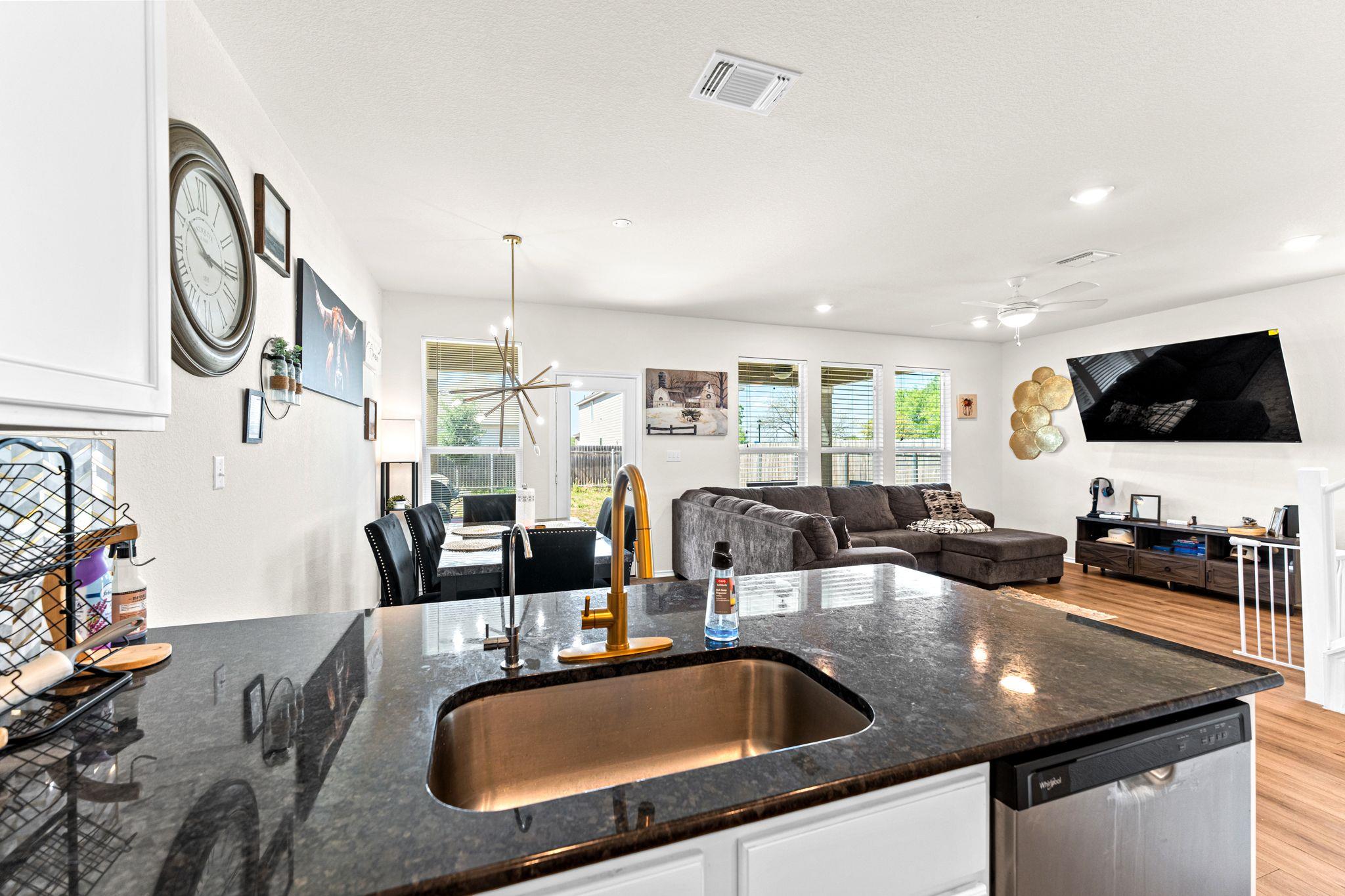 1029 Santiam St, Georgetown, TX 78626