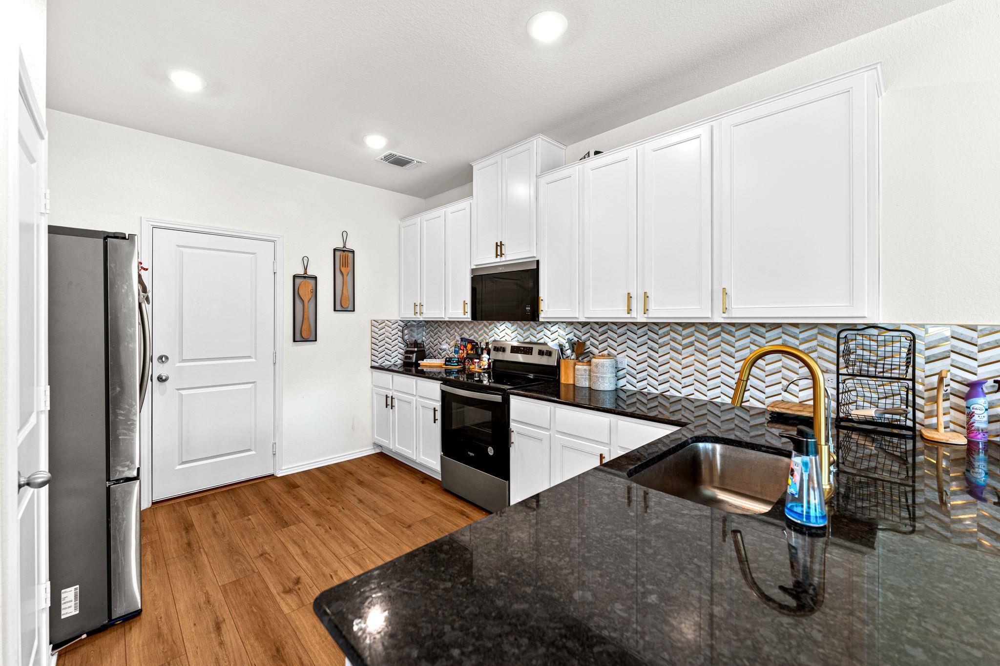 1029 Santiam St, Georgetown, TX 78626