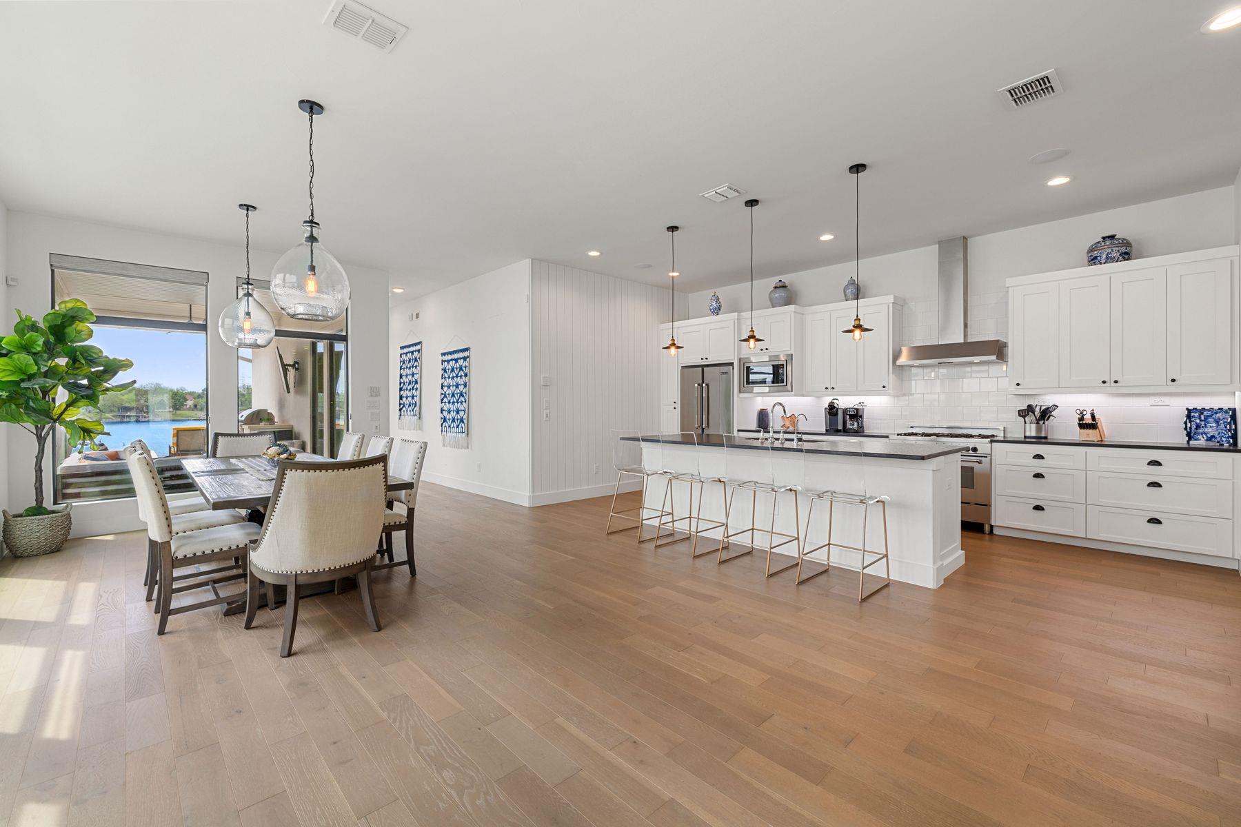 1324 Euel Moore Dr, Kingsland, TX 78639