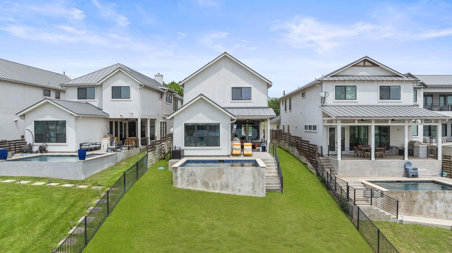 1324 Euel Moore Dr, Kingsland, TX 78639