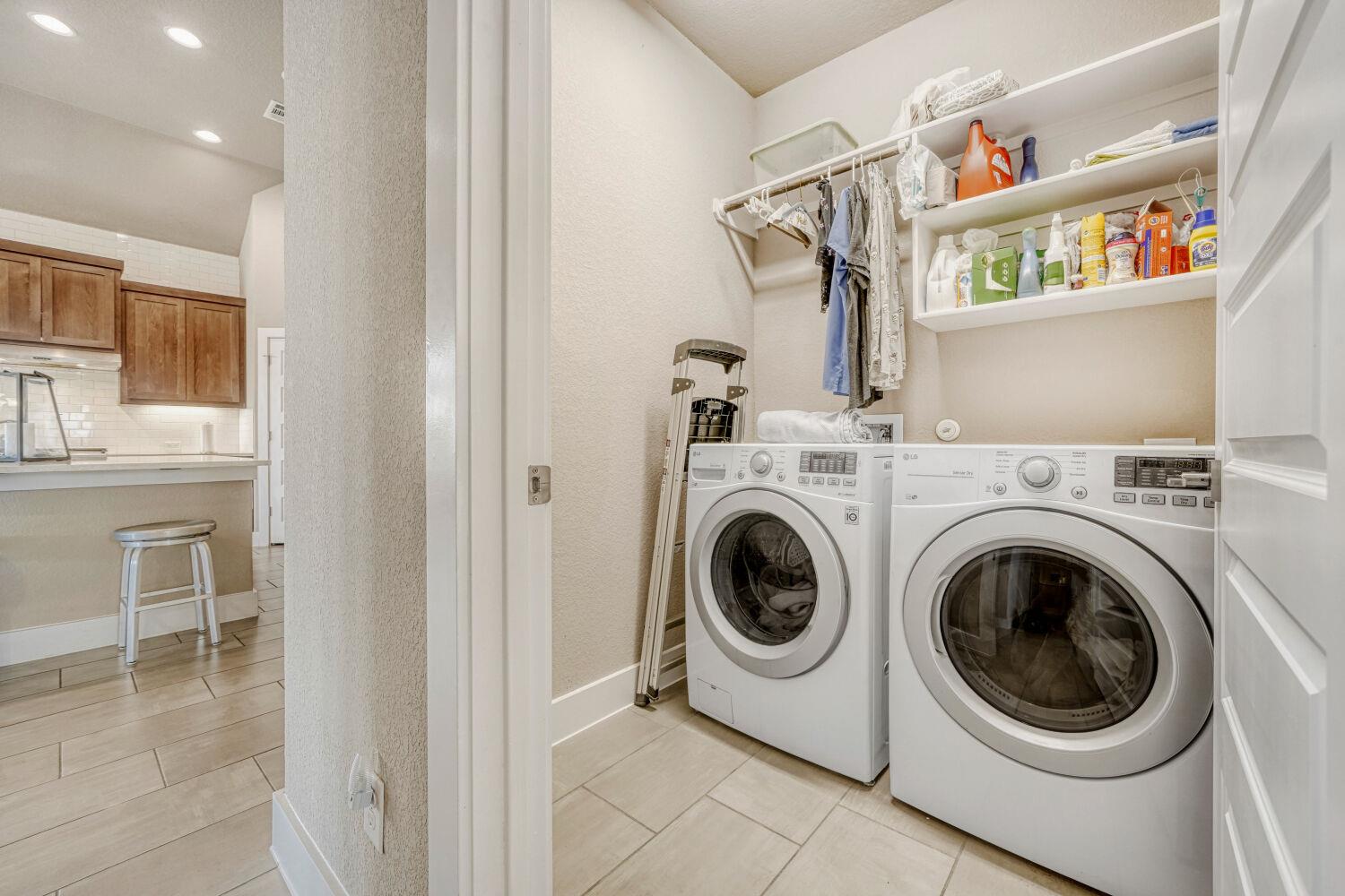 3317 Nighthawk Dive Ln, Pflugerville, TX 78660