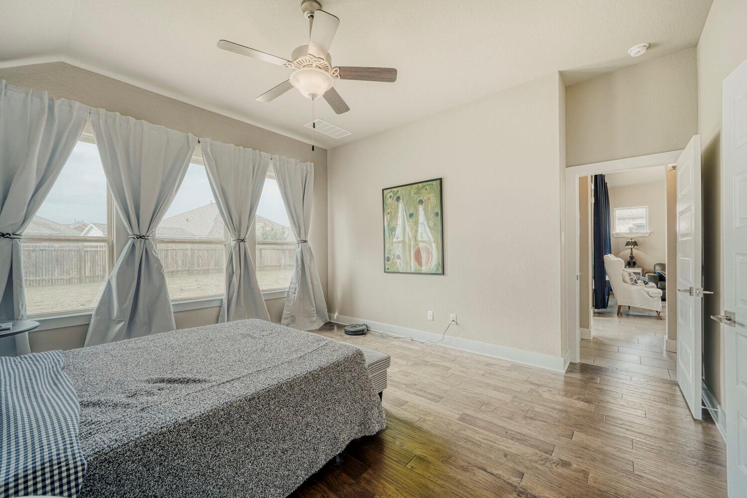 3317 Nighthawk Dive Ln, Pflugerville, TX 78660