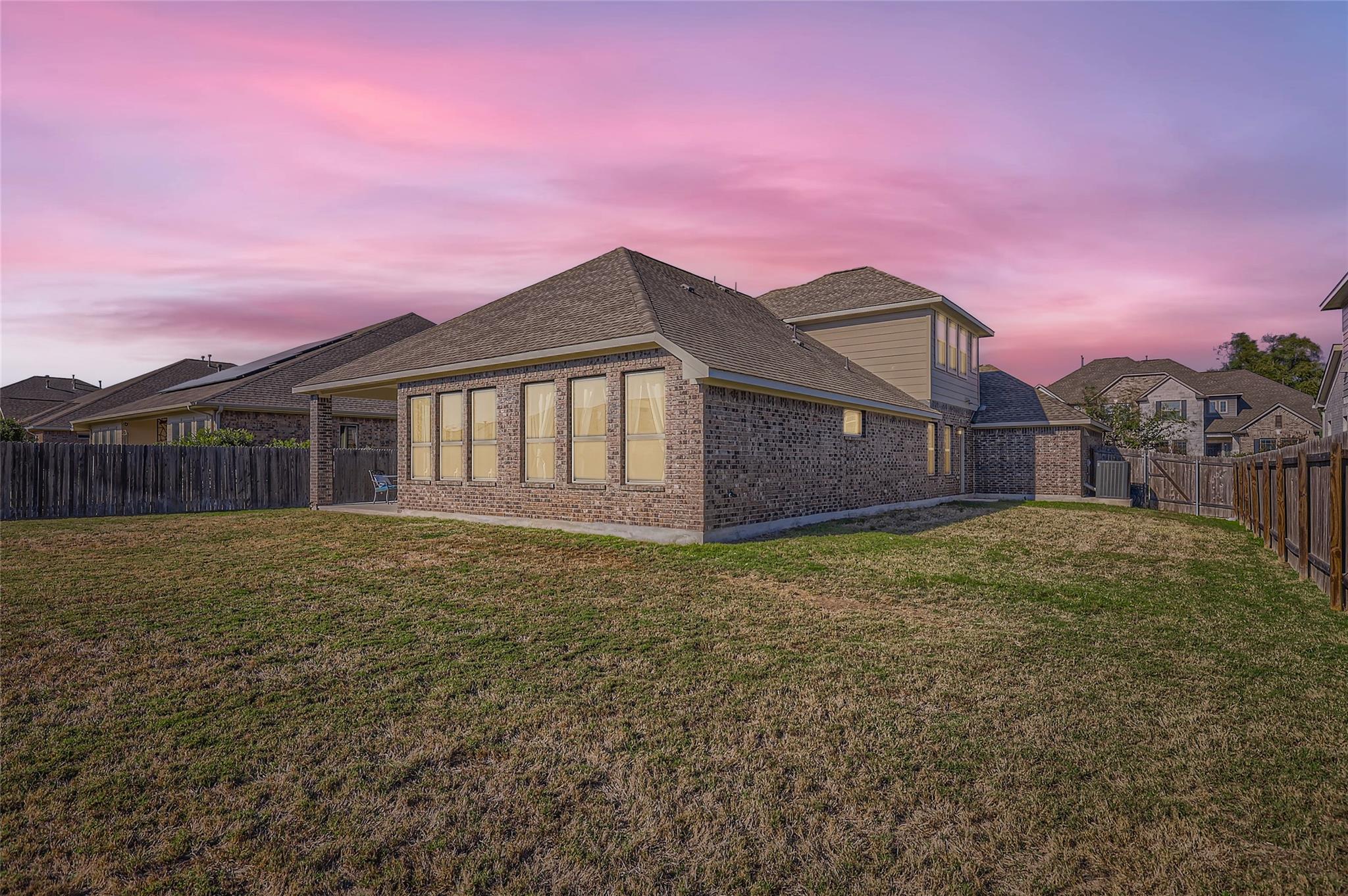 3317 Nighthawk Dive Ln, Pflugerville, TX 78660