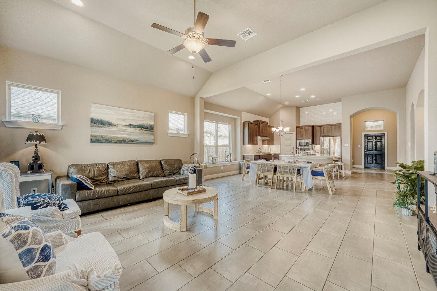 3317 Nighthawk Dive Ln, Pflugerville, TX 78660