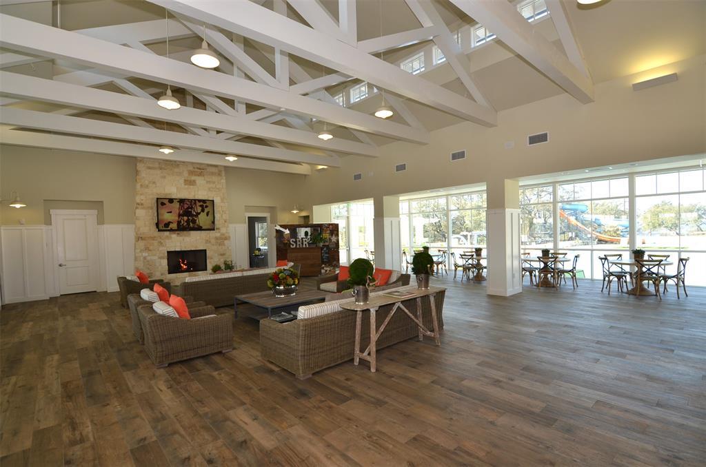 273 La Dera Dr, Liberty Hill, TX 78642