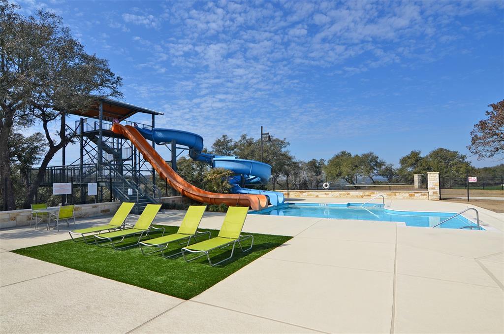 273 La Dera Dr, Liberty Hill, TX 78642