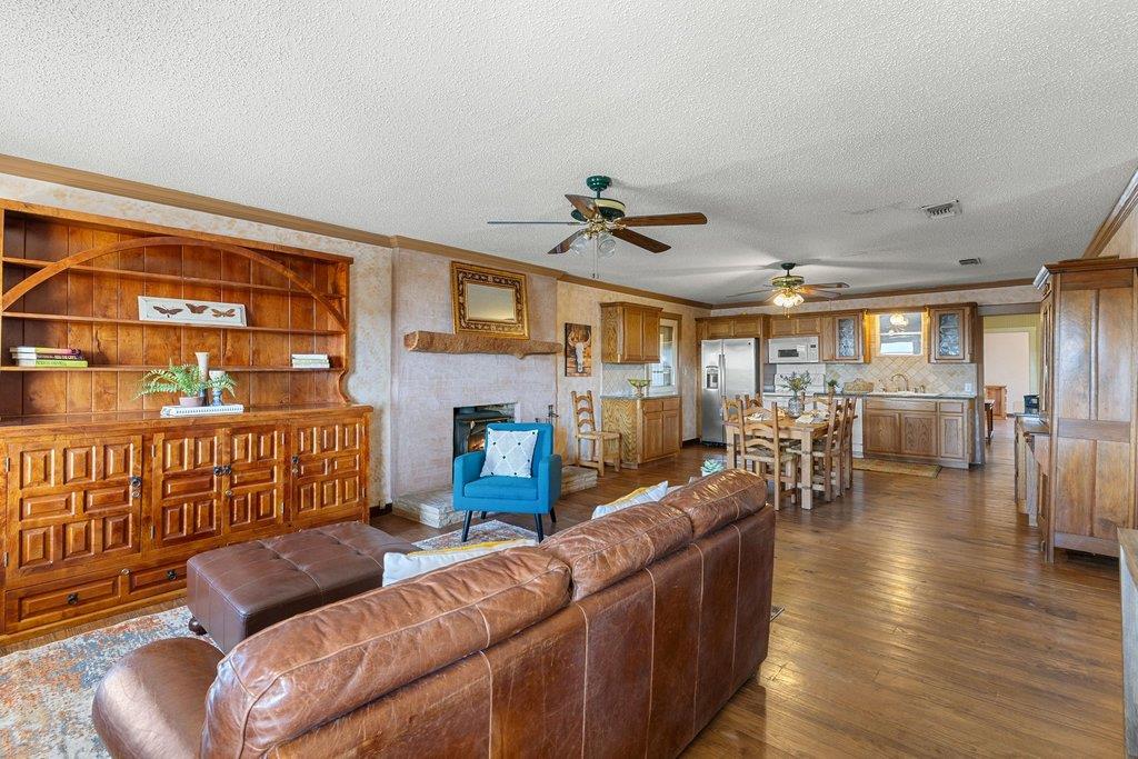158 Watch Hill Rd, Stonewall, TX 78671