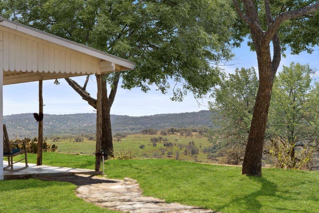 158 Watch Hill Rd, Stonewall, TX 78671