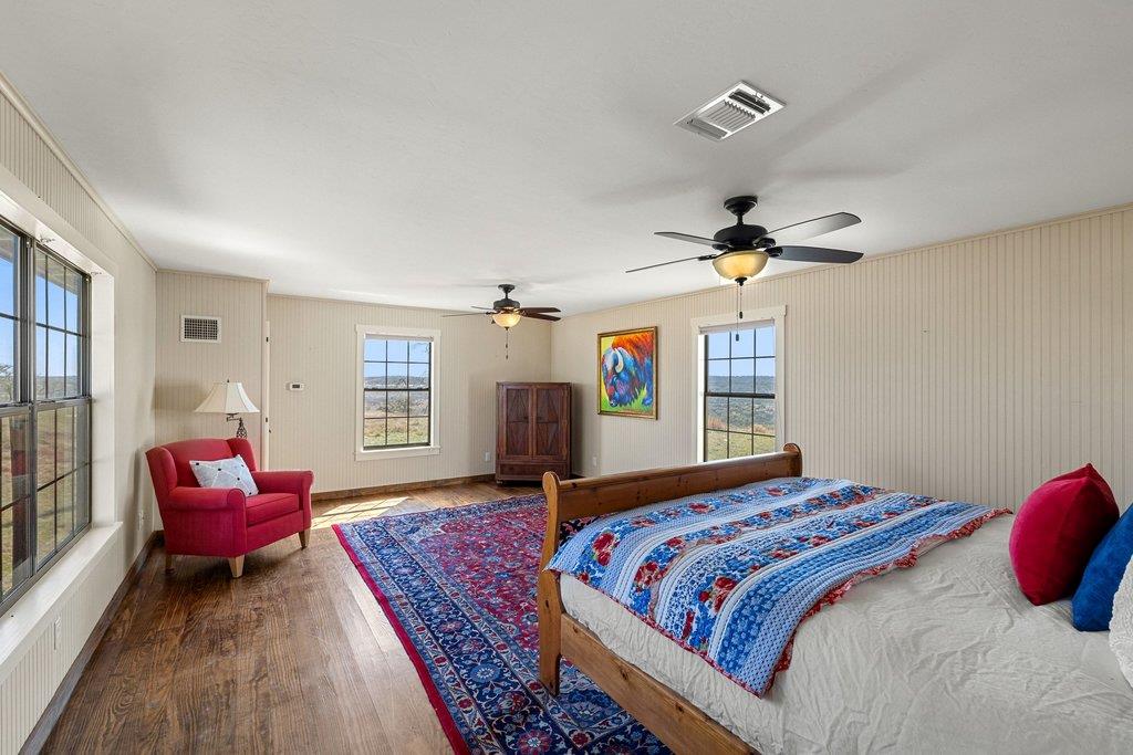 158 Watch Hill Rd, Stonewall, TX 78671