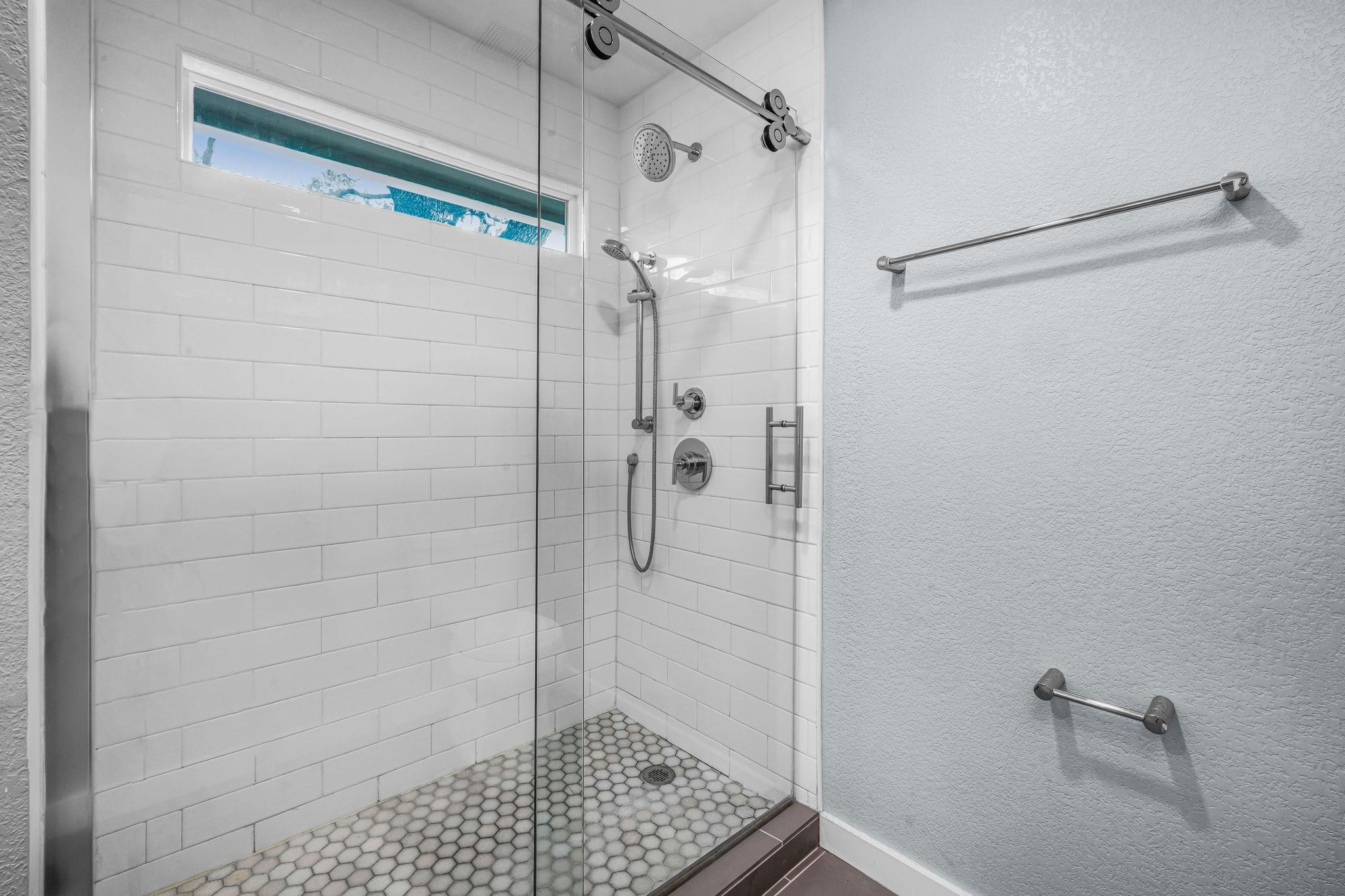 2103 Lear Ln, Austin, TX 78745