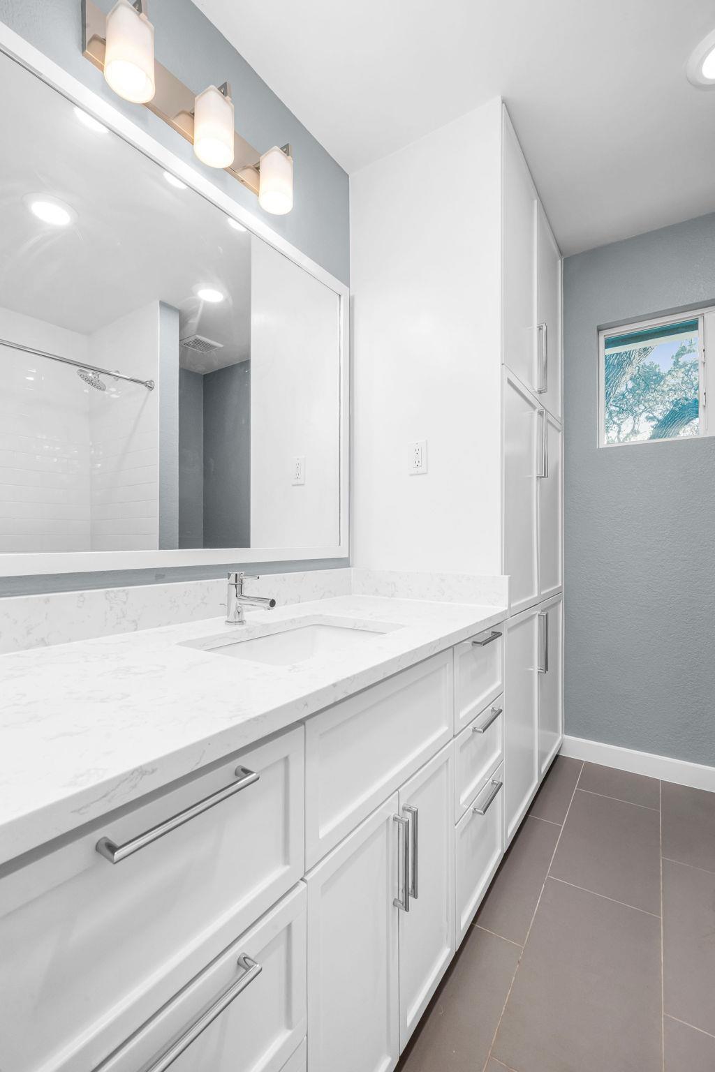 2103 Lear Ln, Austin, TX 78745